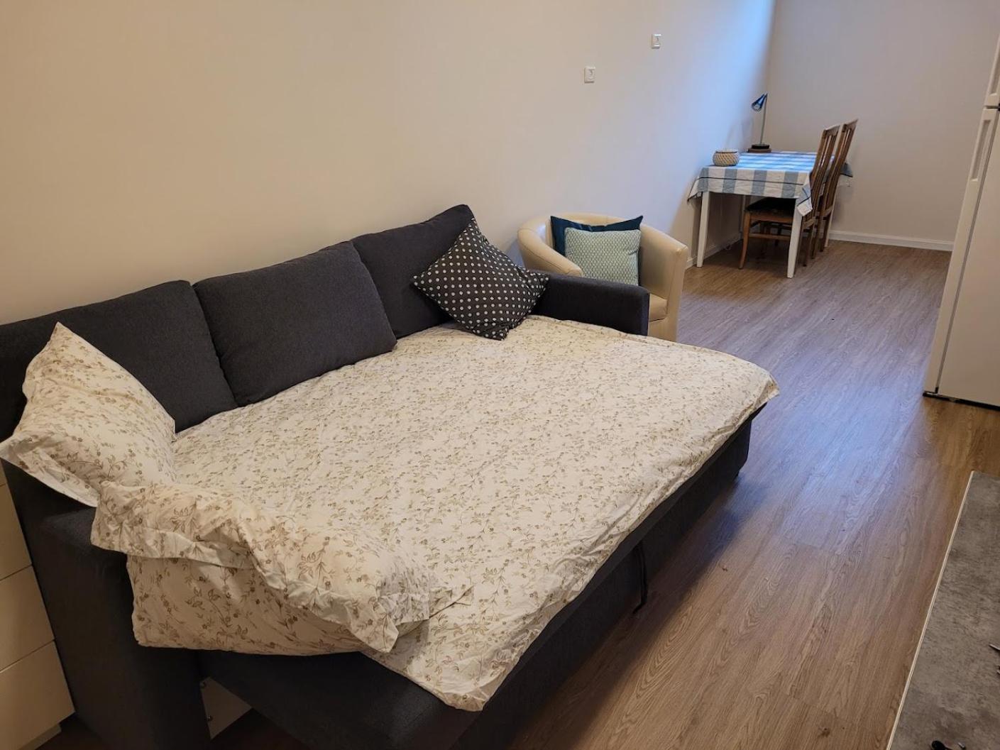 Charming modern country unit for rent view 2