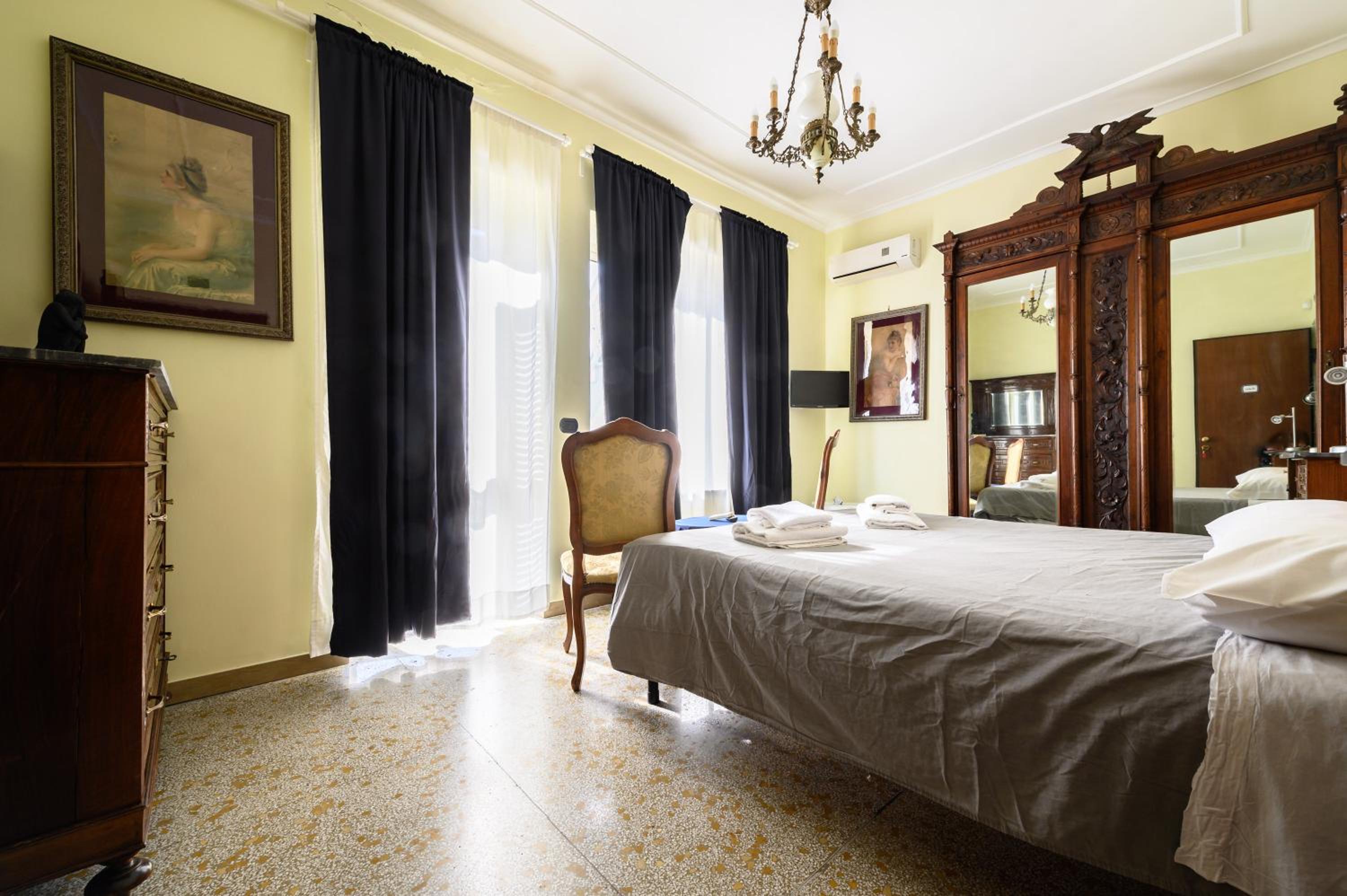 Villa Emilia view 3
