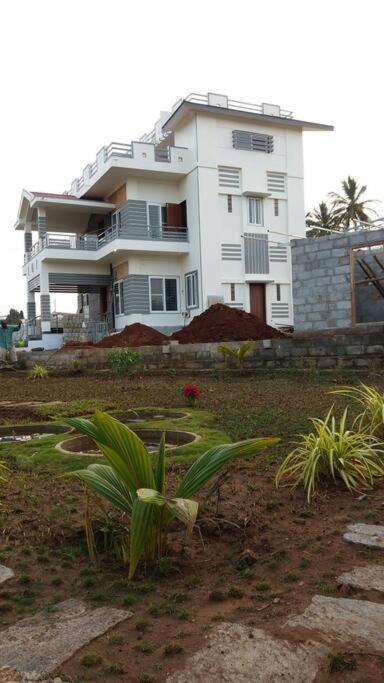 DWARAKA STAY INN-Rejoicing Family Home Coorg view 5