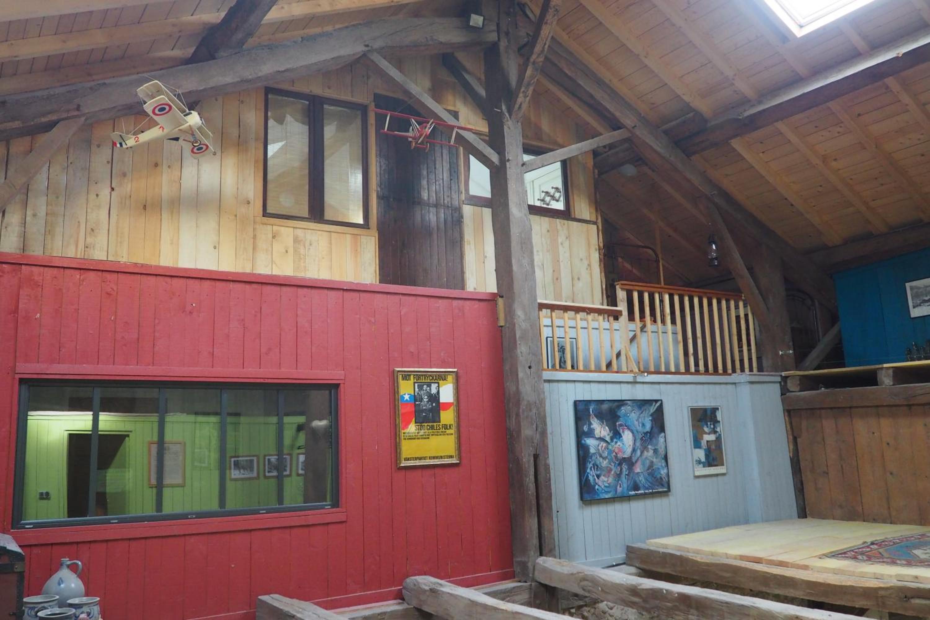 Photo 16