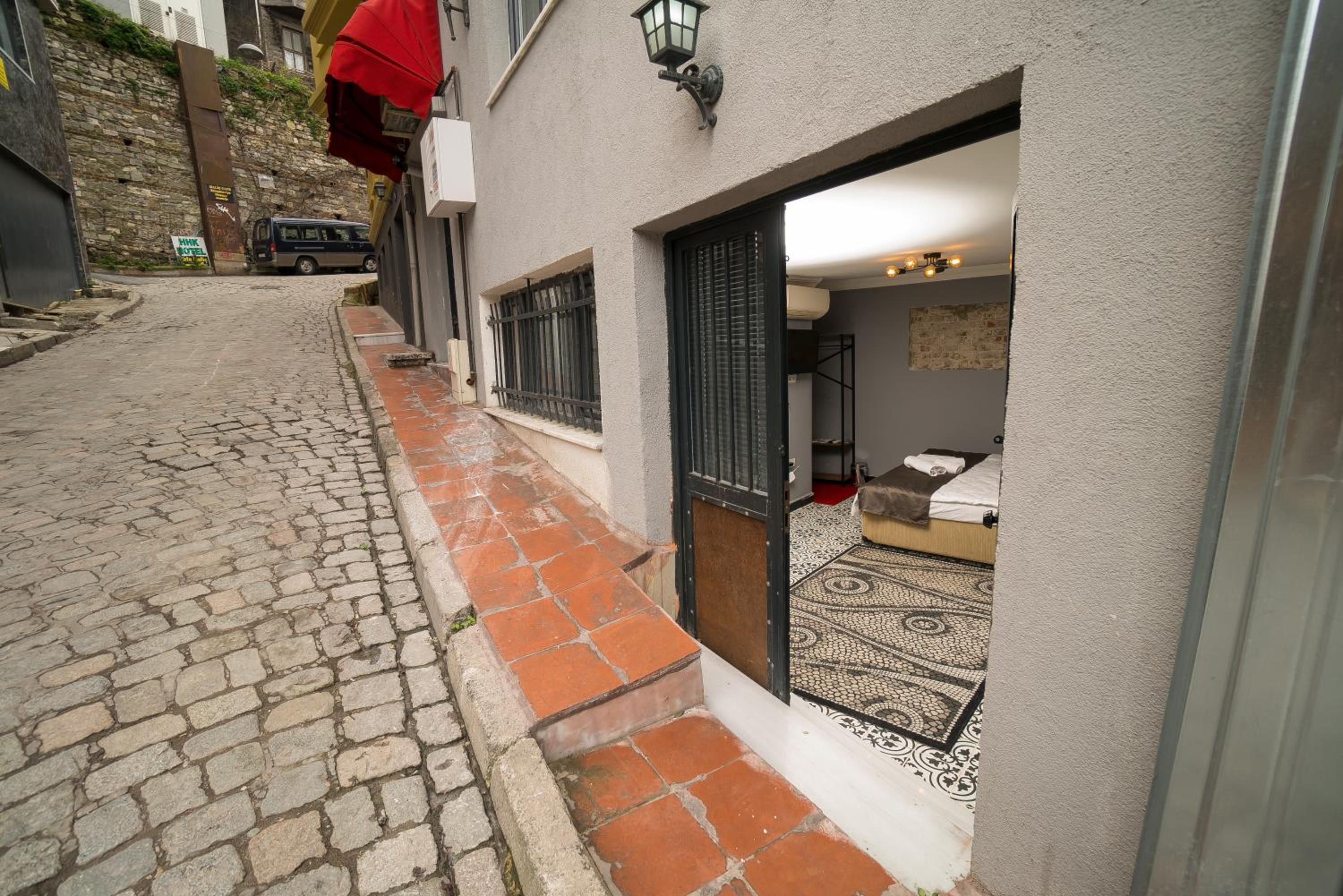 HHK Hotel - Image 35