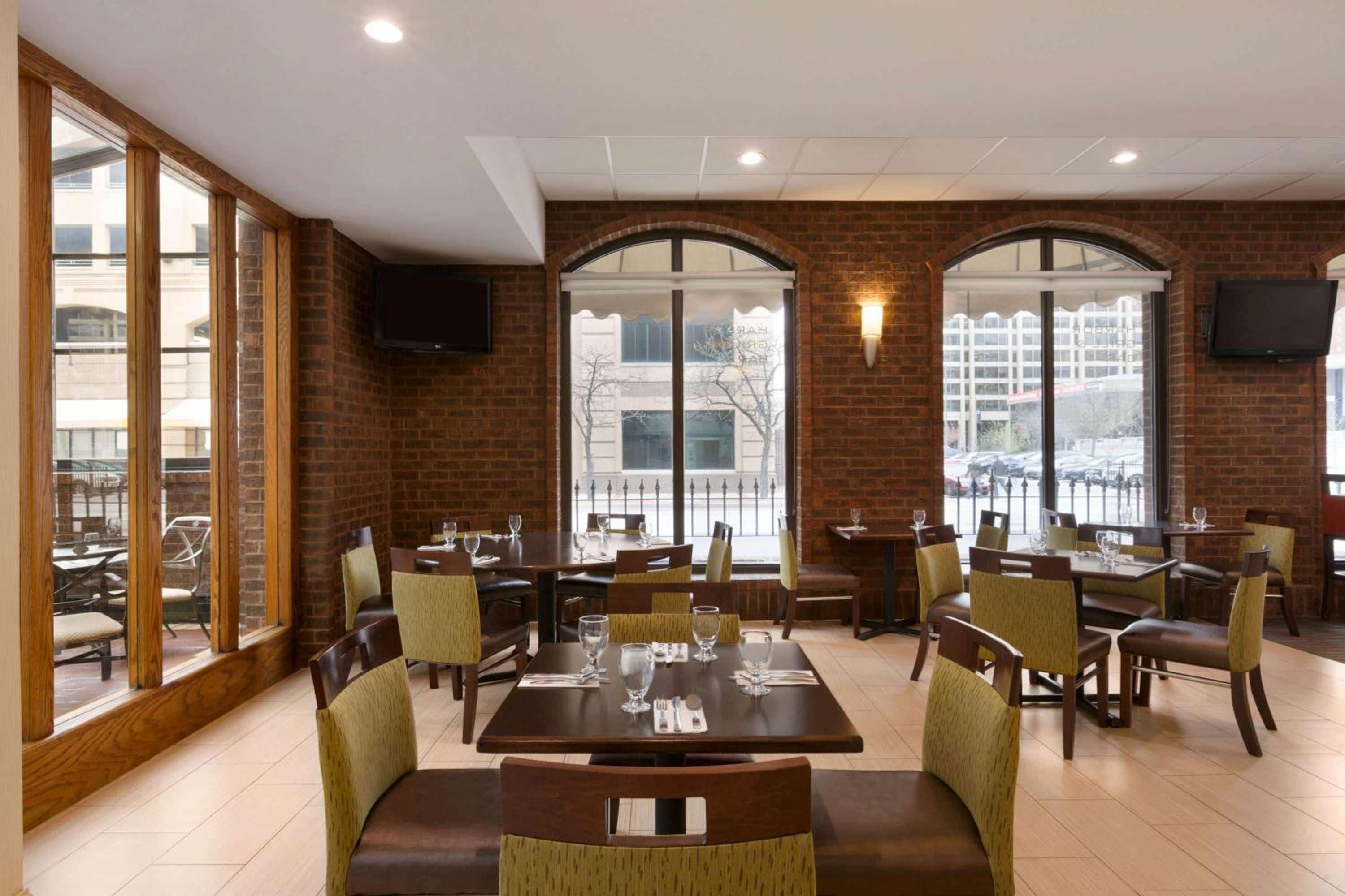 Days Inn by Wyndham Baltimore Inner Harbor - Property Image 6
