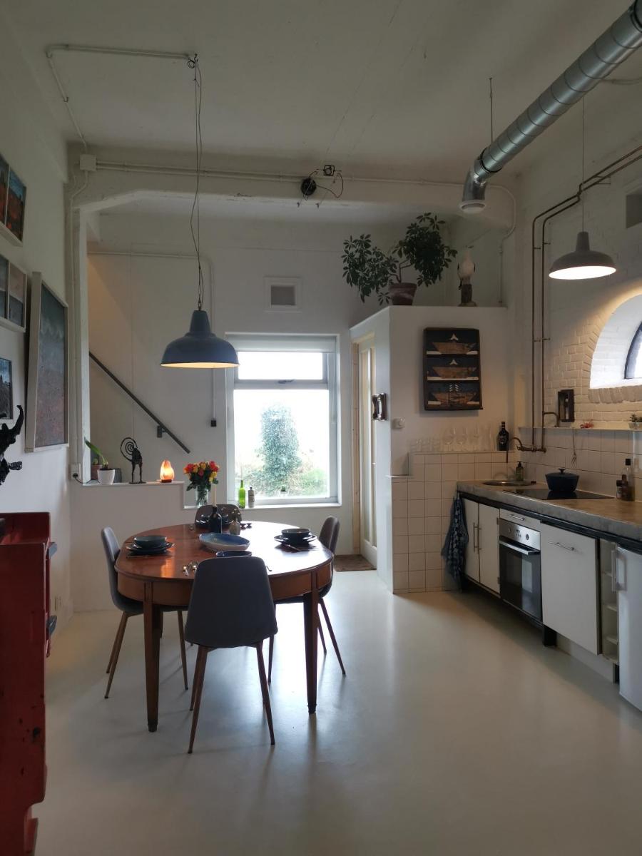 Studio Blank - Arthouse view 5