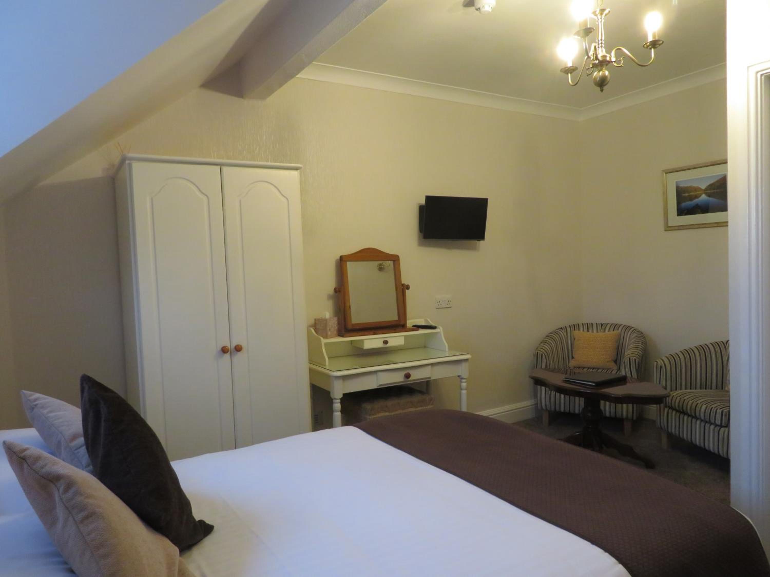 Hillside Bed & Breakfast