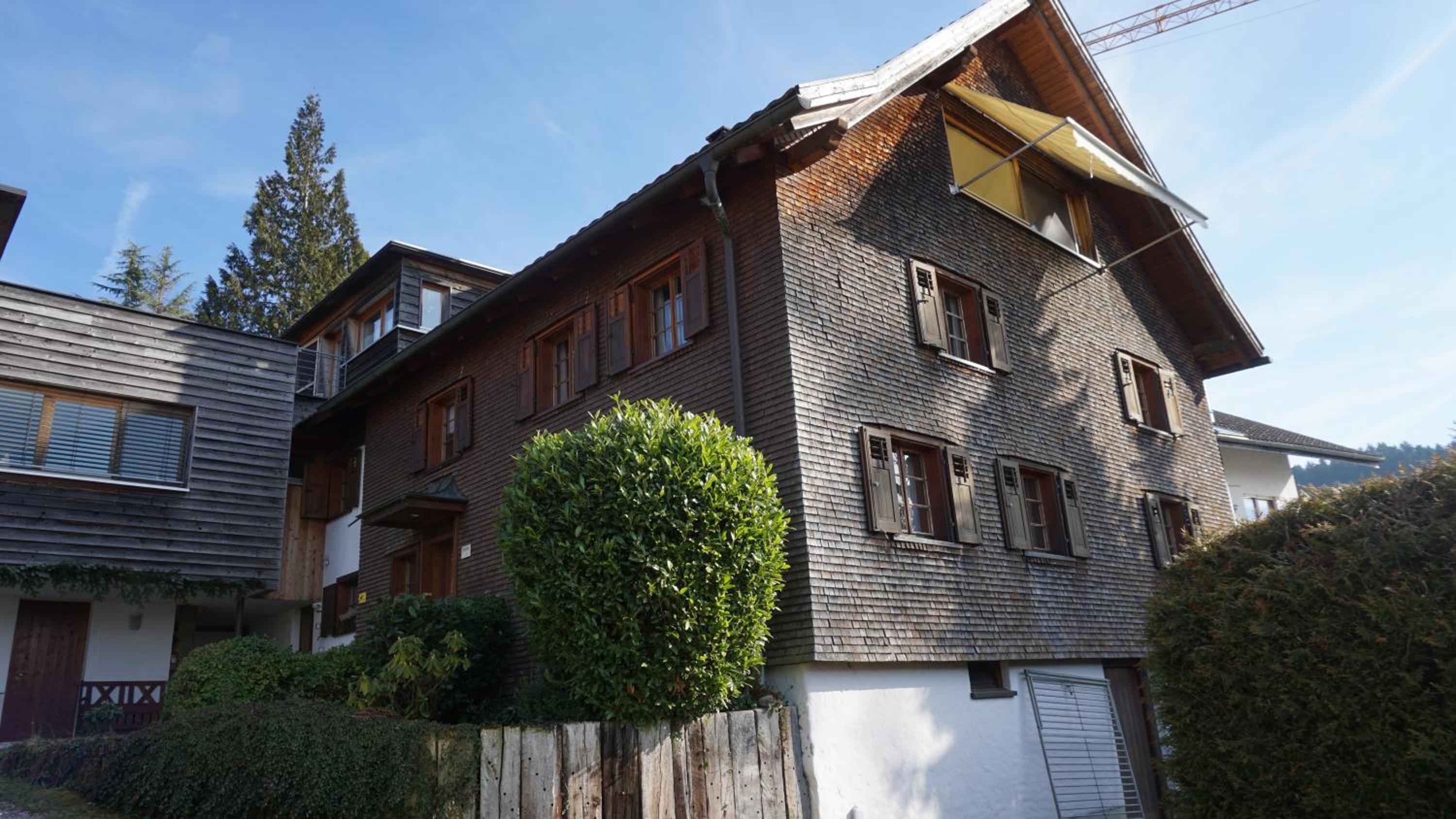 Bauernhaus am Pfänderhang mit Seeblick