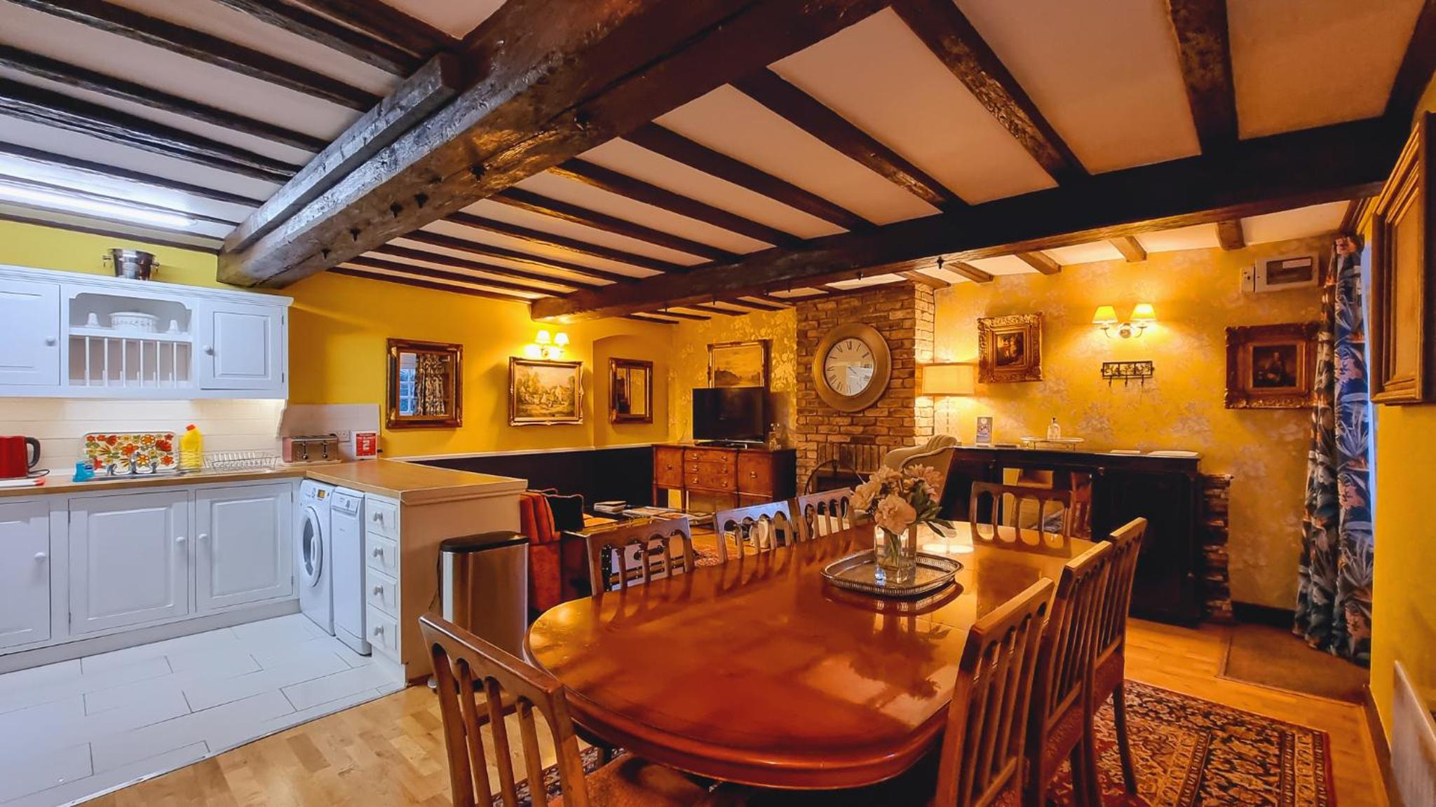 River Nene Cottages