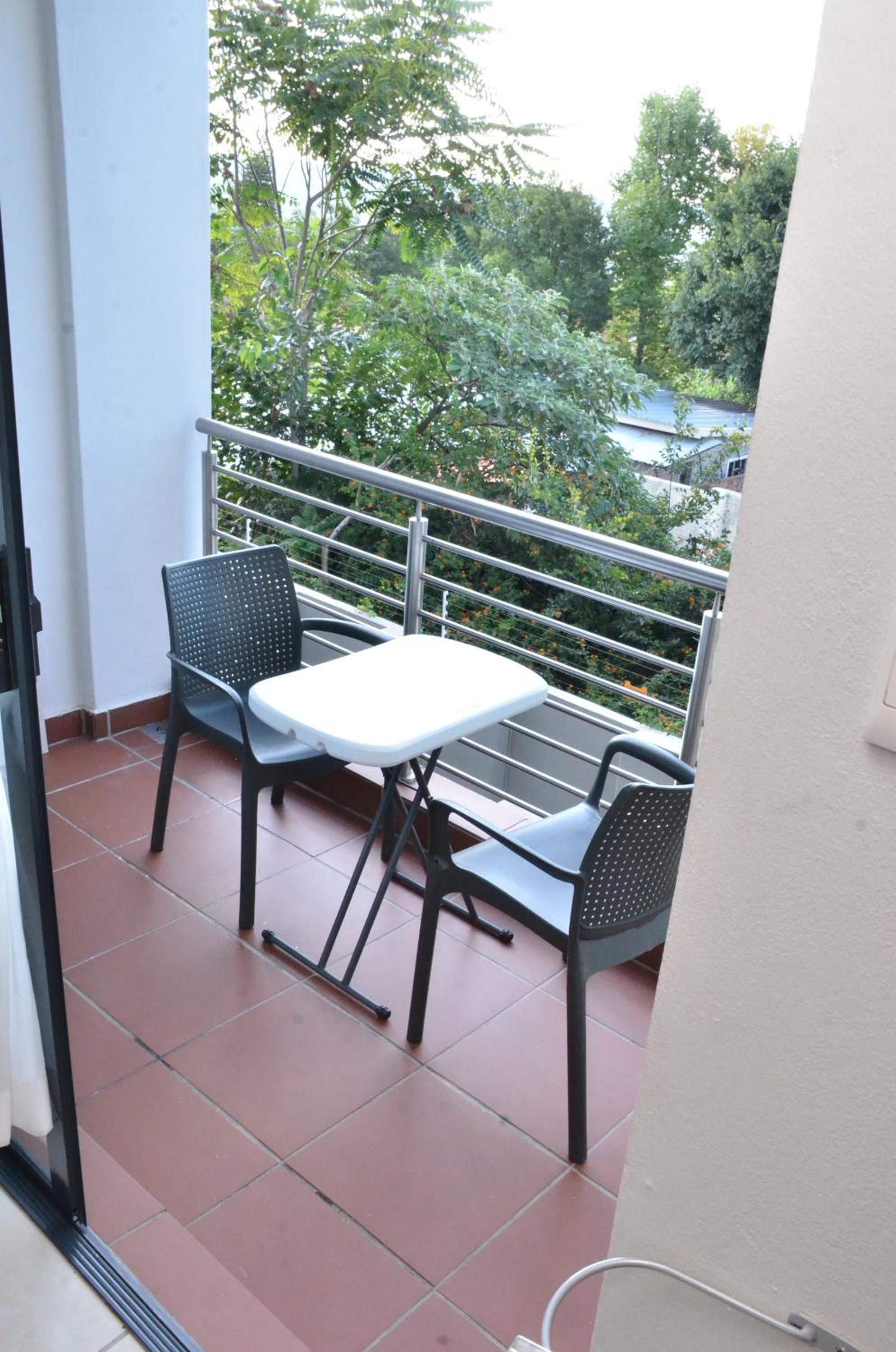 The Cube Apartments, Unit 34 on De La Rey Road