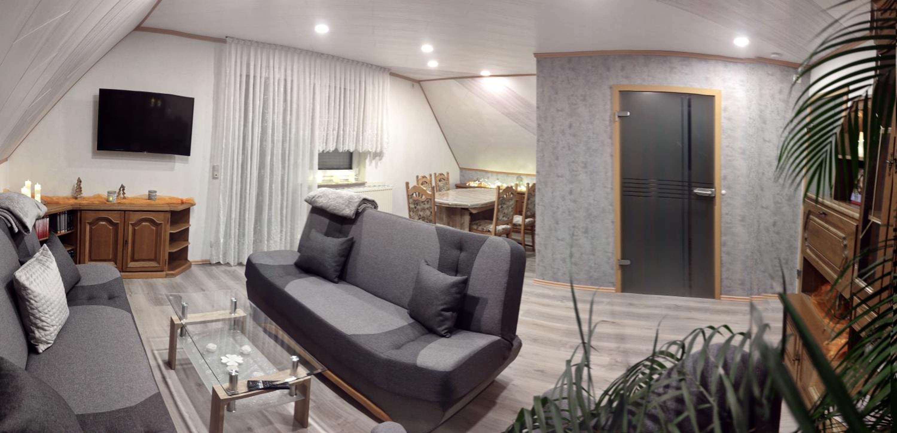 Mones Monteur- und Ferienwohnung - Property Image 2