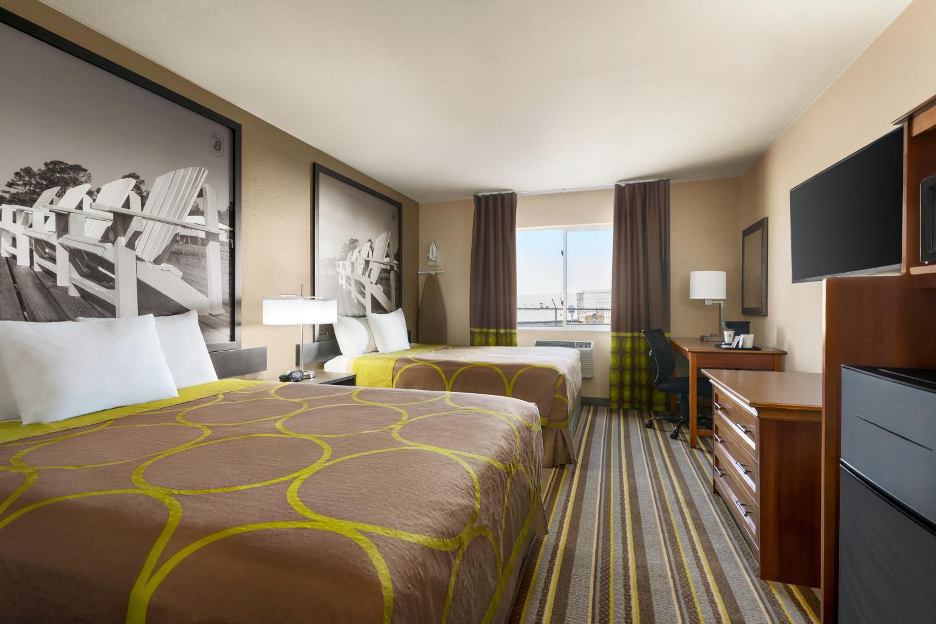 Liberal Vacations - Super 8 by Wyndham Liberal KS - Property Image 42