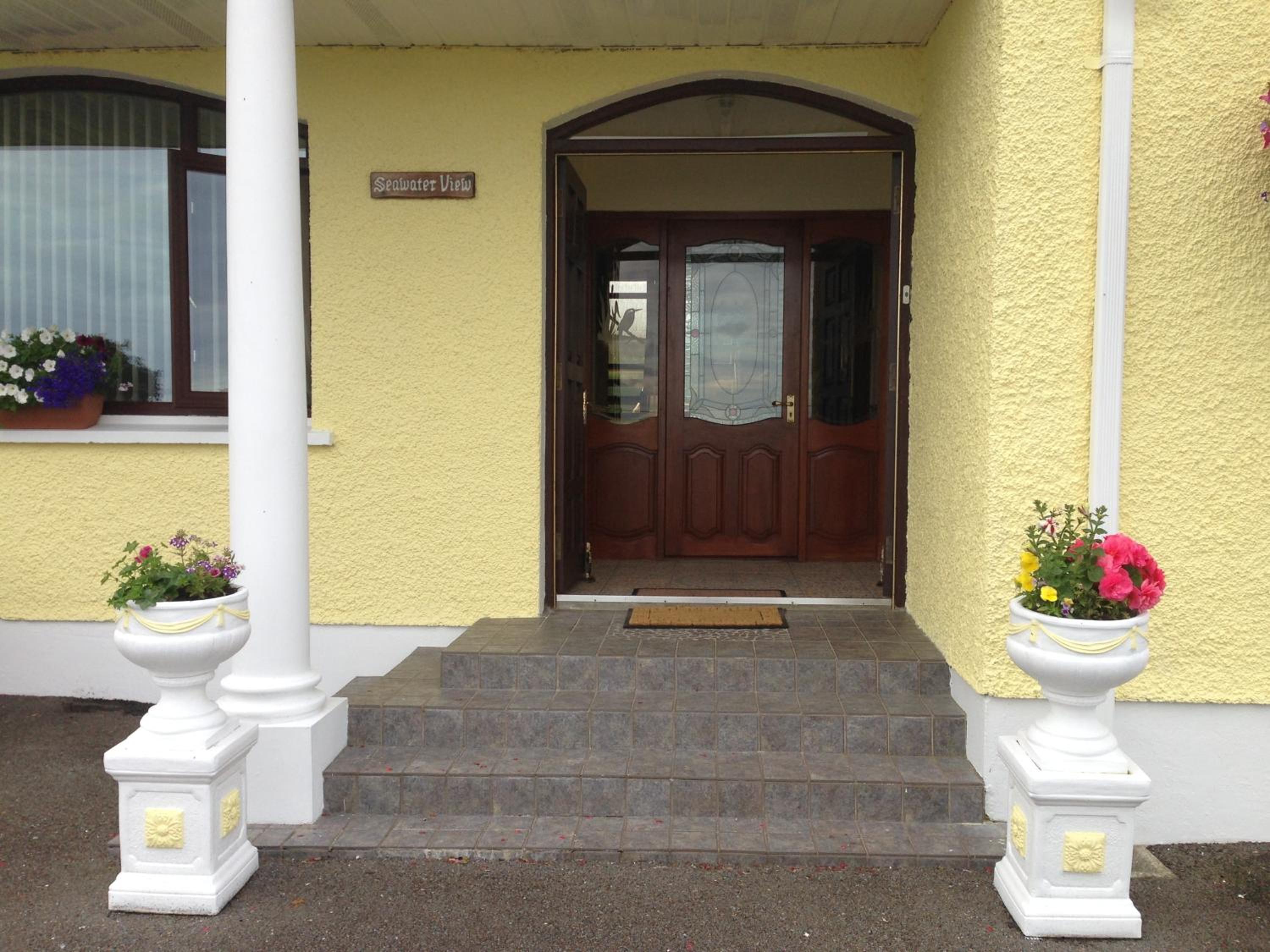 Seawater View Accomadation - Accommodation only view 4