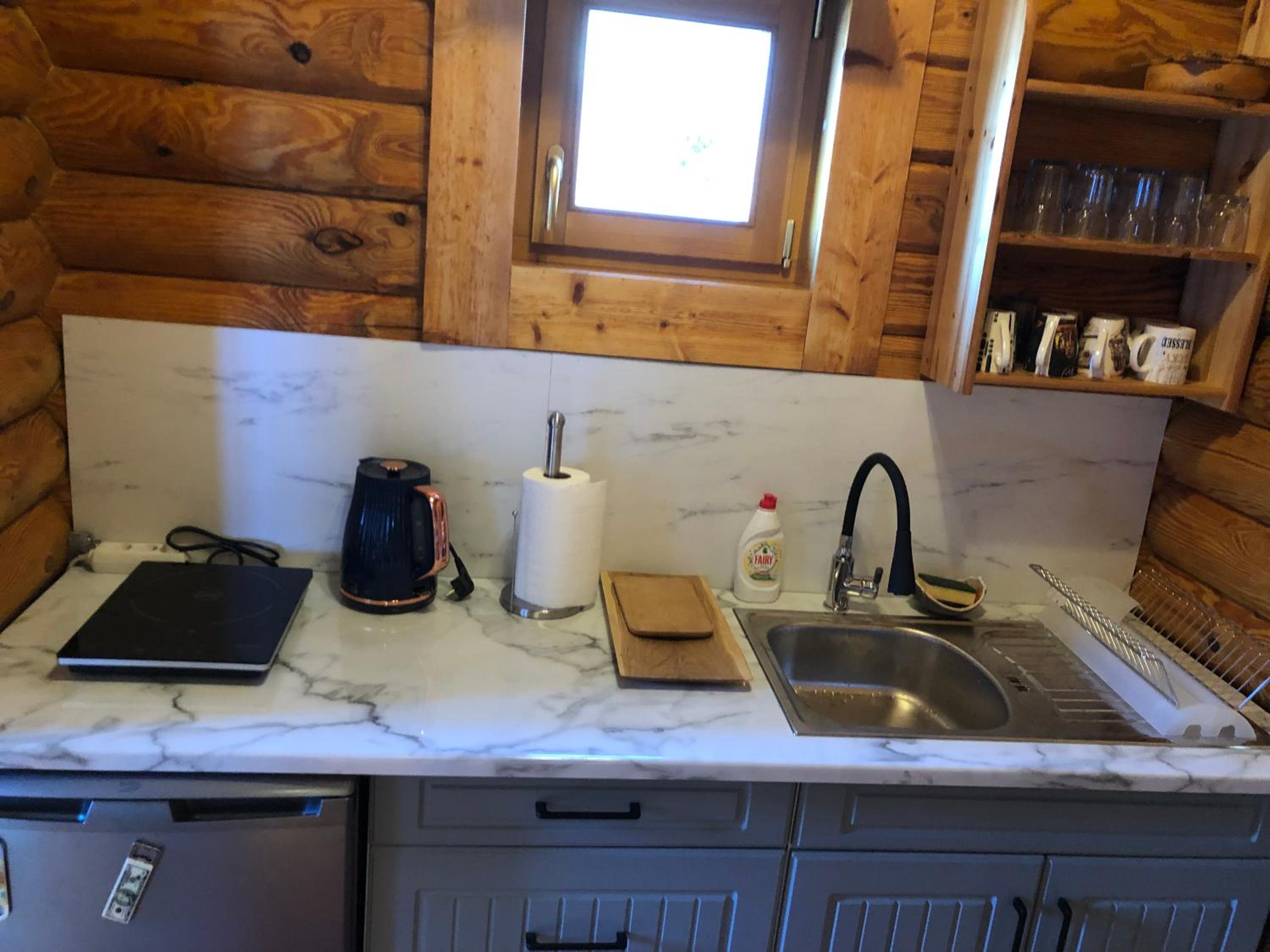 Photo 18