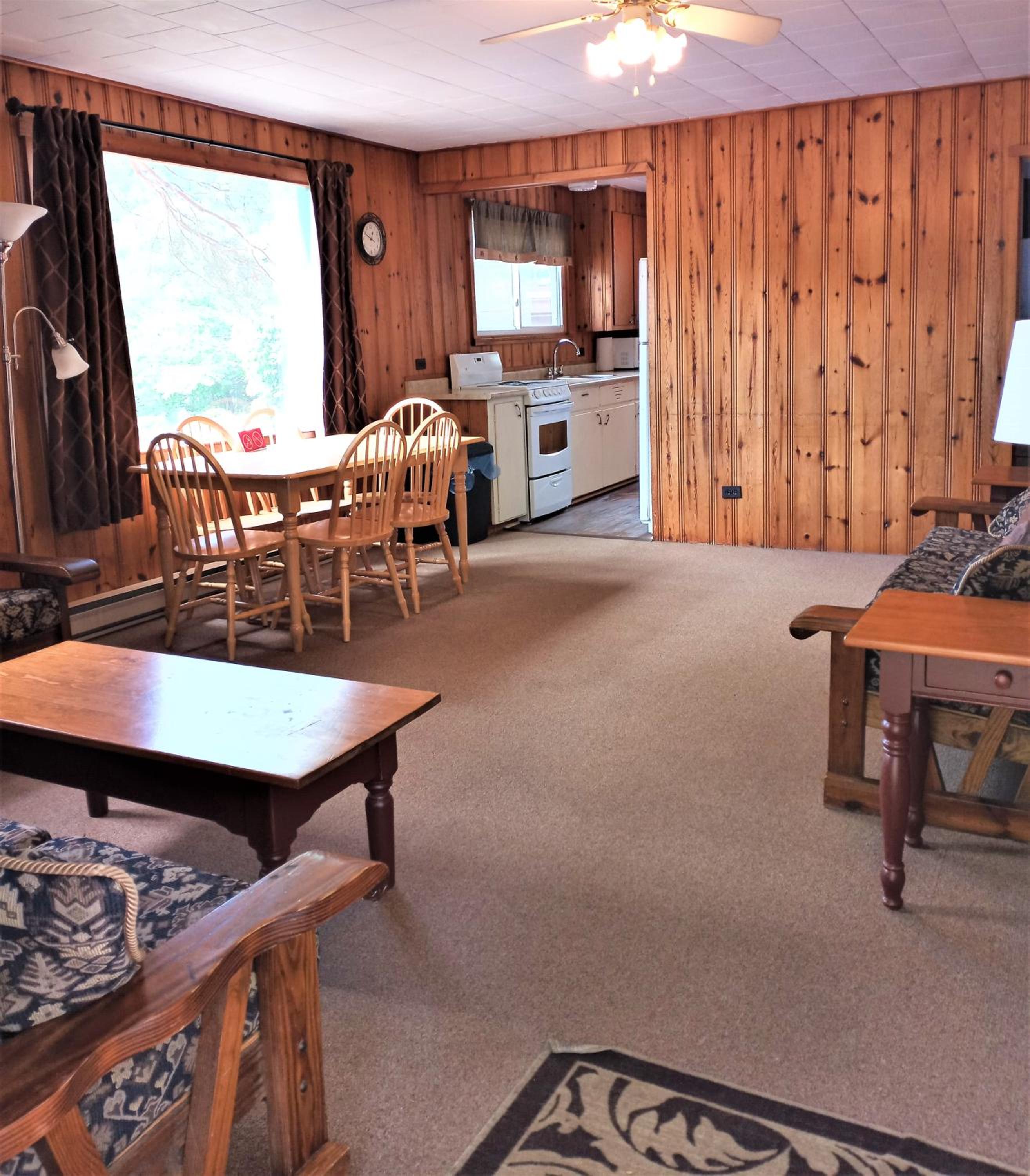 Logging Chain Lodge Cottage Resort