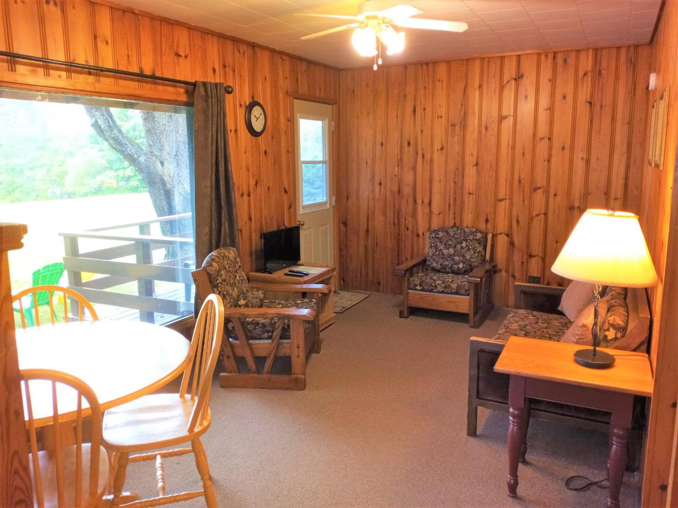 Logging Chain Lodge Cottage Resort