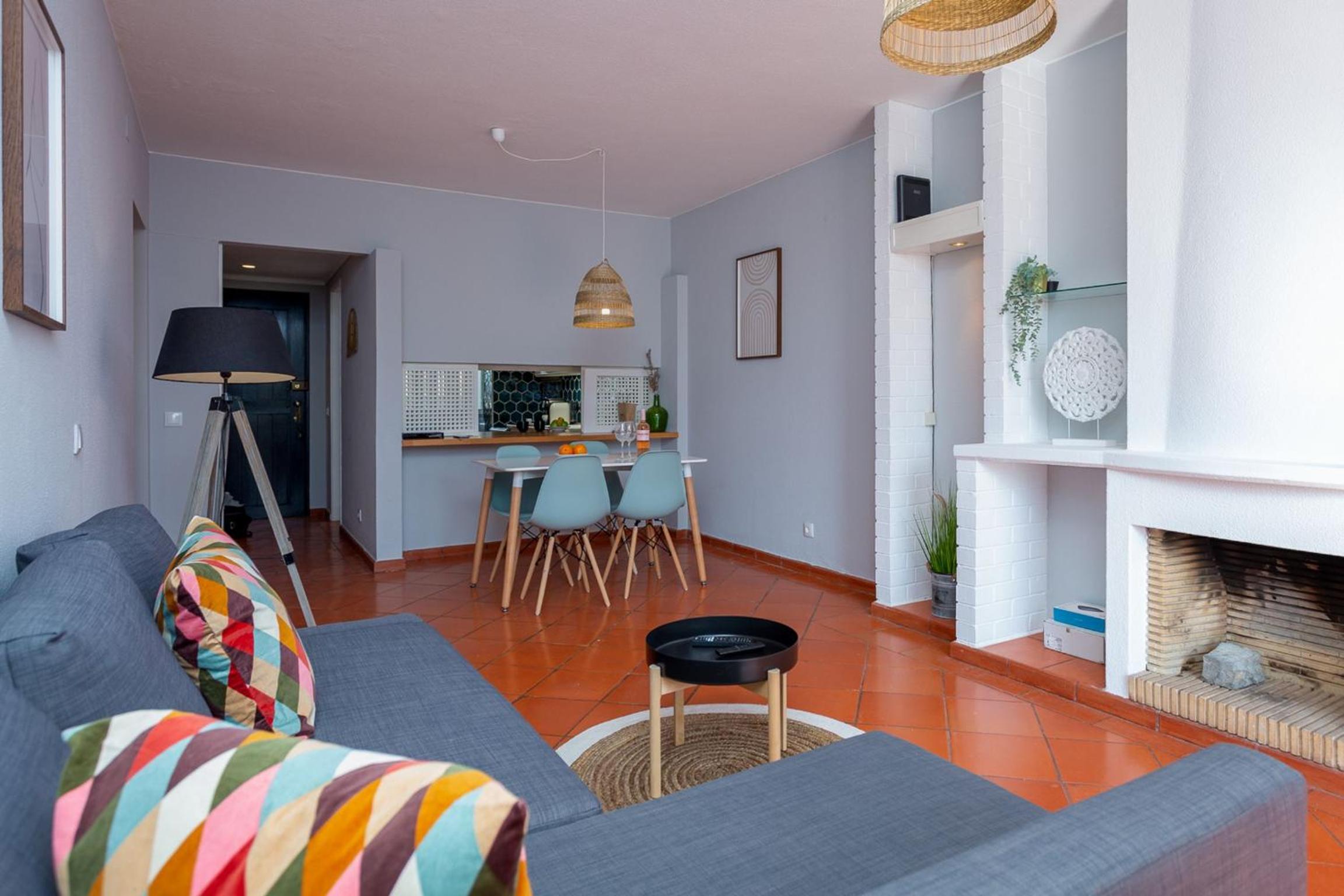 Gorgeous 2BDR Apartment W/Patio & Pool by LovelyStay view 5