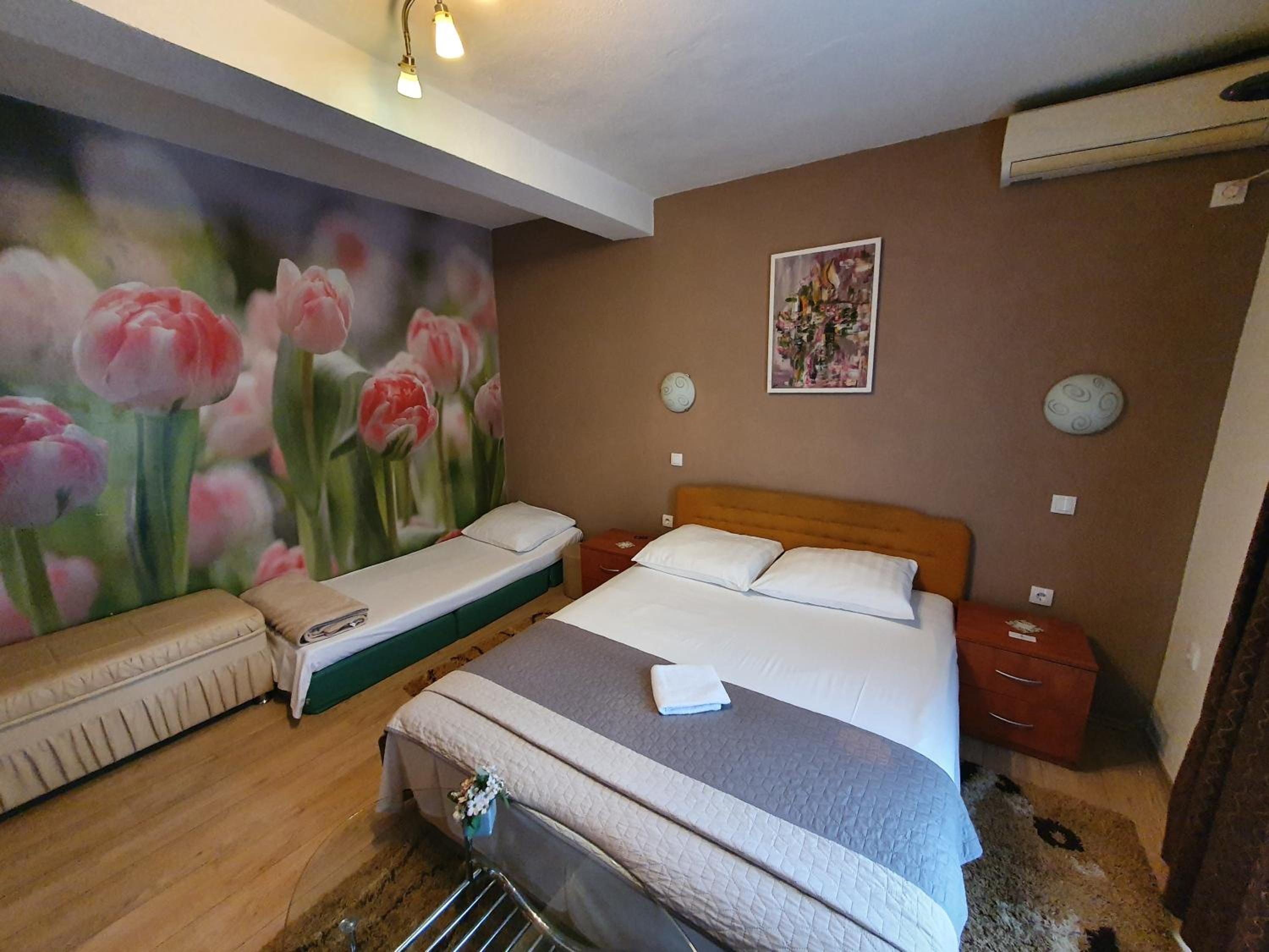 Guest House Babilon