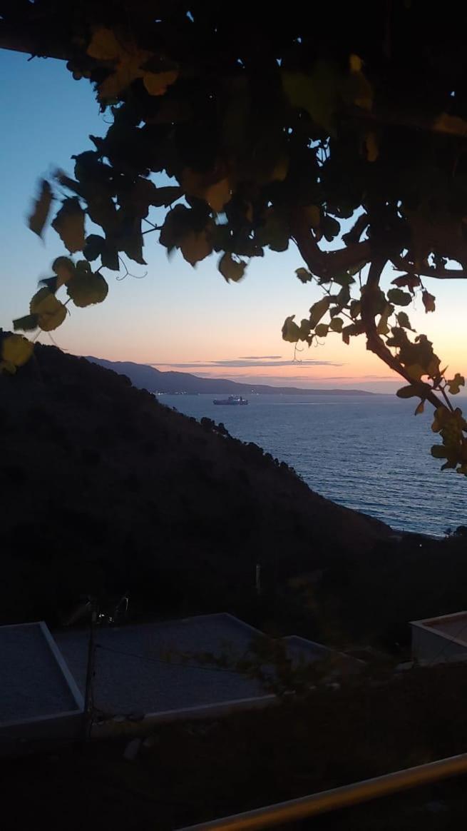 Vila Orizzonte blue