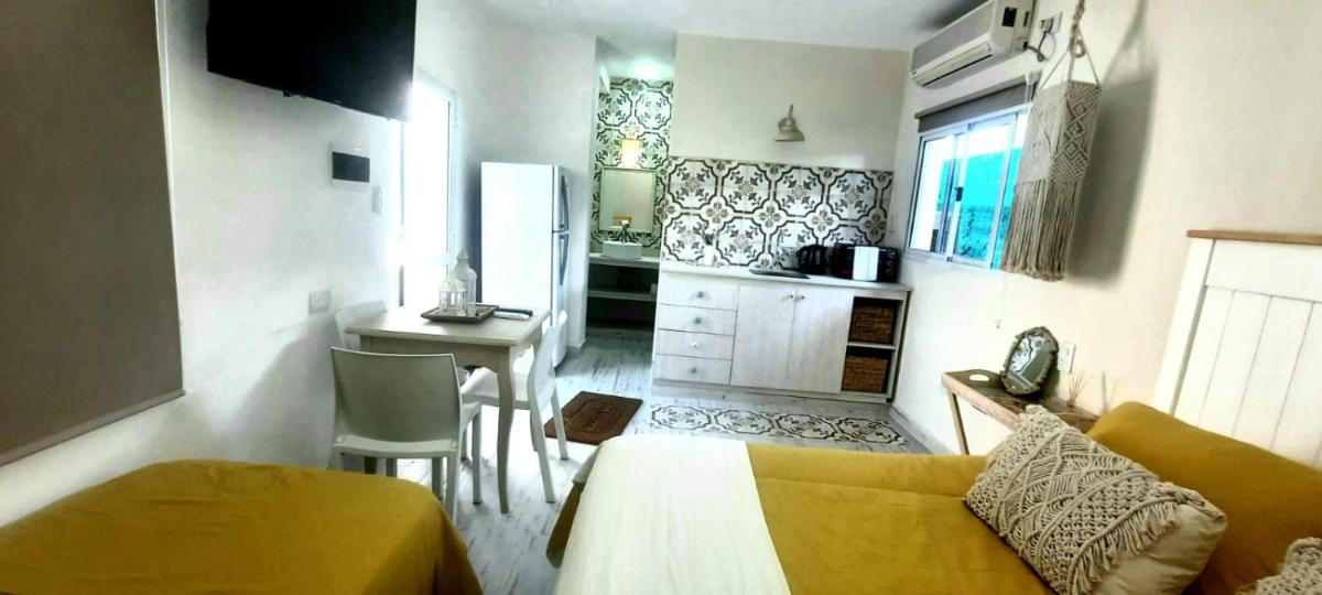 Apart La Nona