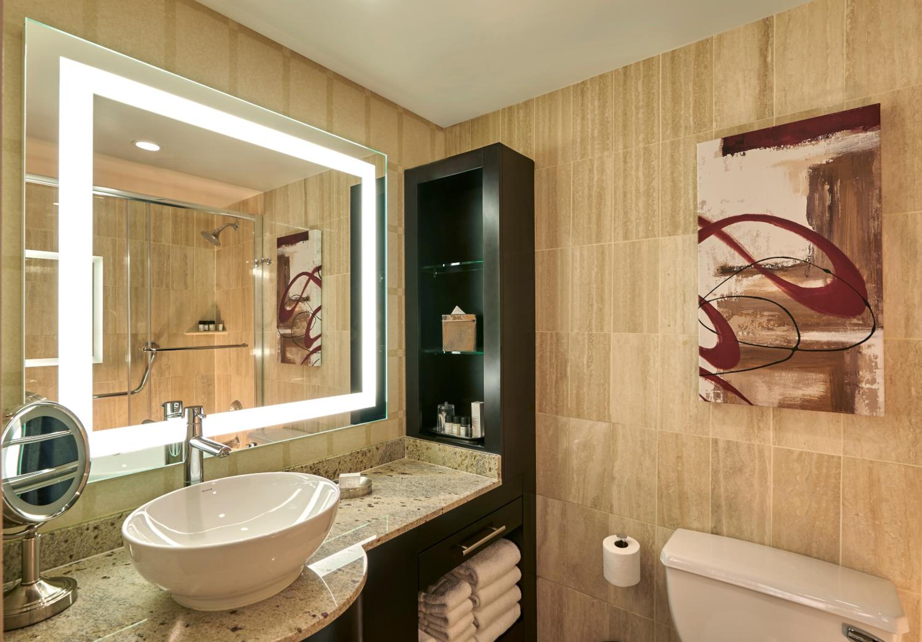 Las Vegas Vacations - Golden Nugget Hotel  Casino Las Vegas - Property Image 15