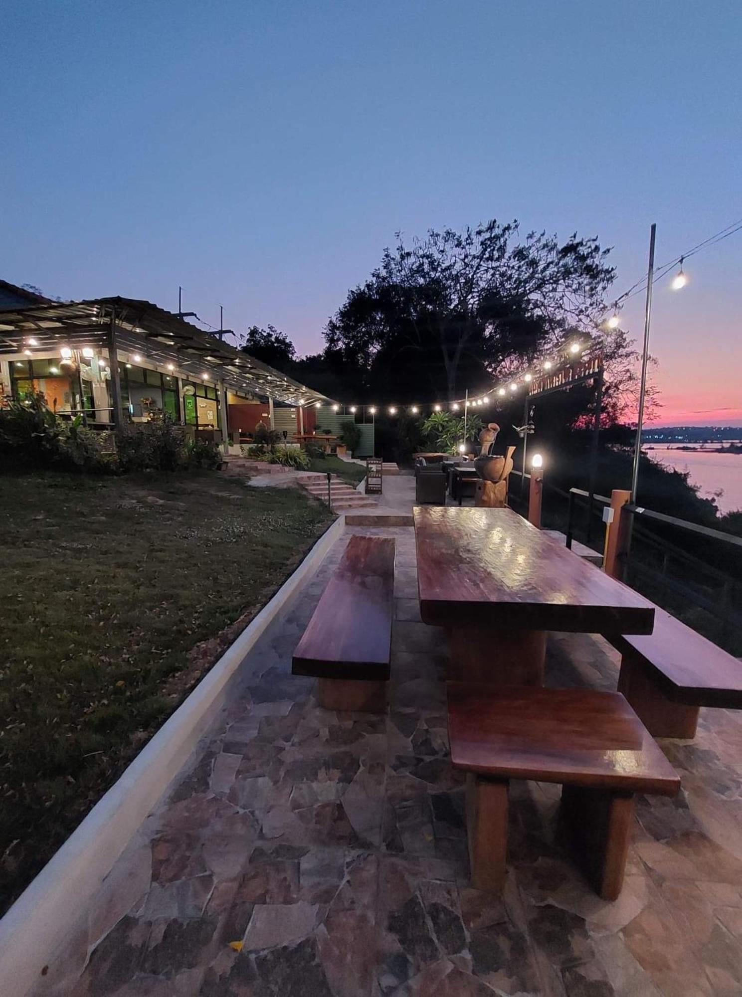 Khong Chiam Orchid Riverside Resort