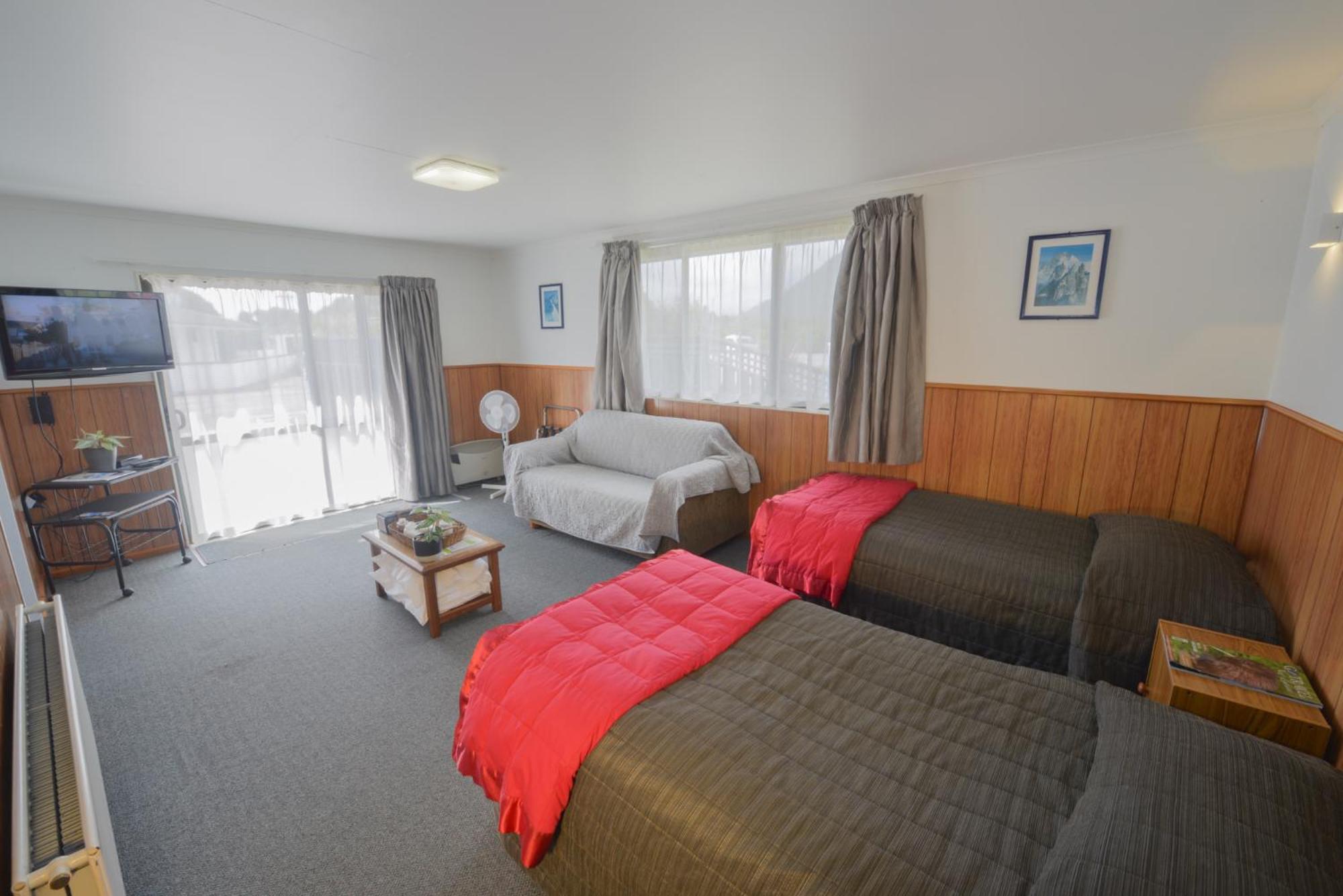 Wilderness Motel Accommodation view 2
