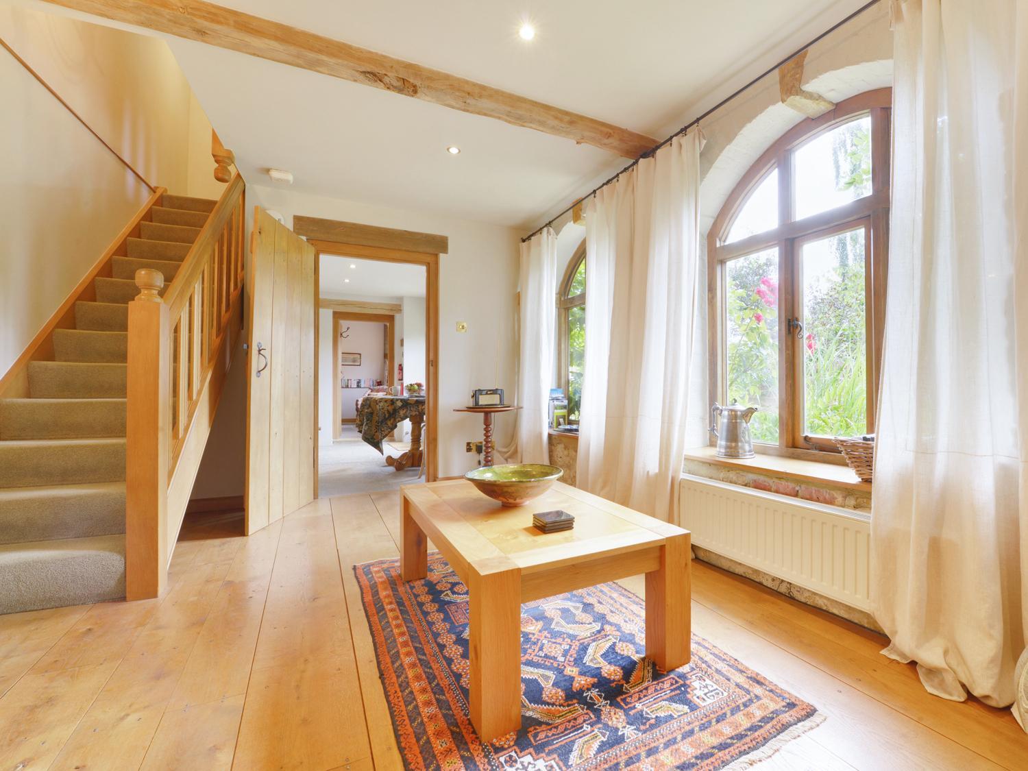 Pittards Farm Cottage view 3