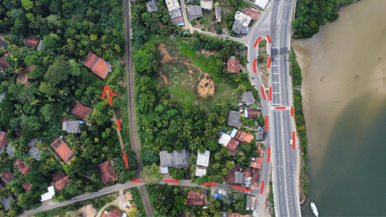 Hotel Weeragiri home stay - Image 1