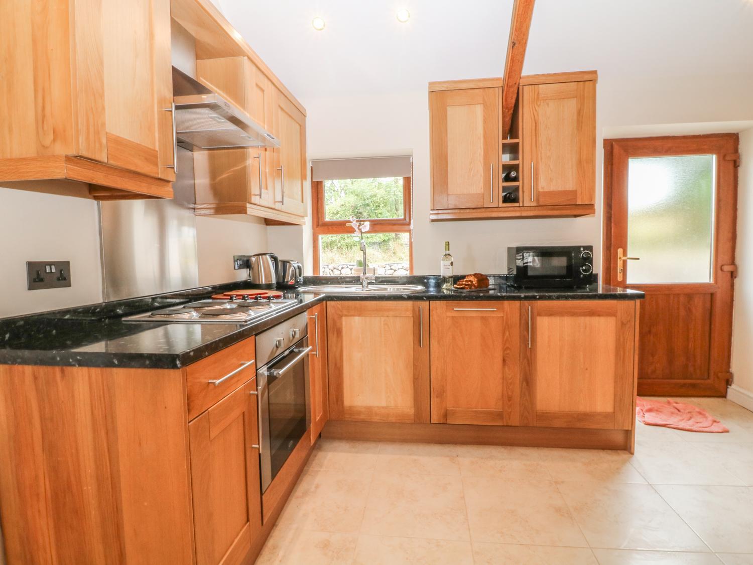 Y Deri Cottage view 4