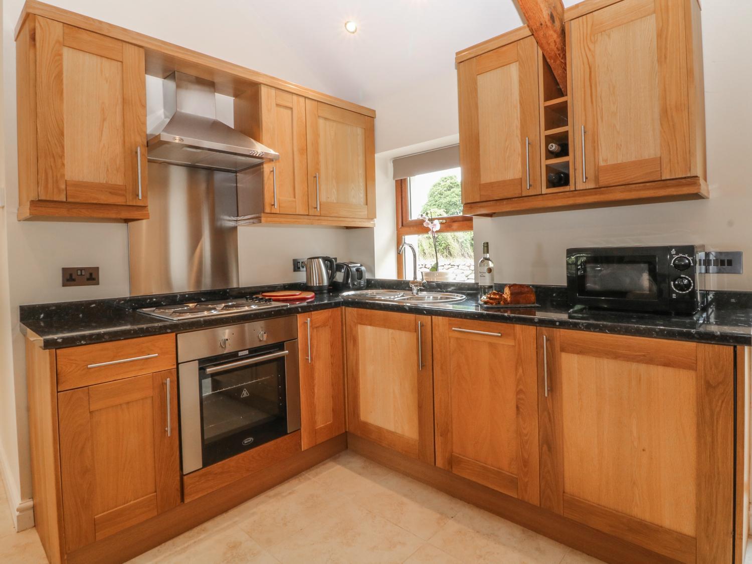 Y Deri Cottage view 5