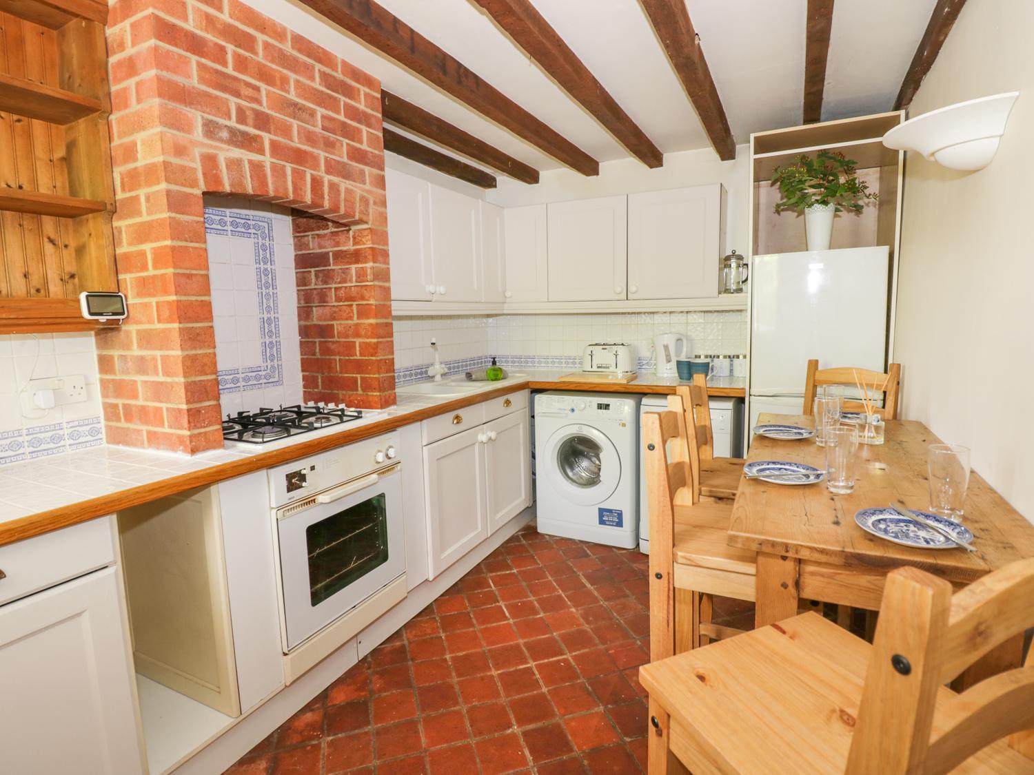 Woodstock Vacations - Blenheim Edge, The Causeway - Property Image 13