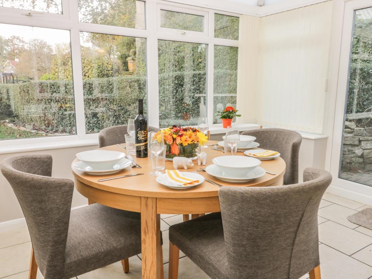 Yew Court Cottage view 5