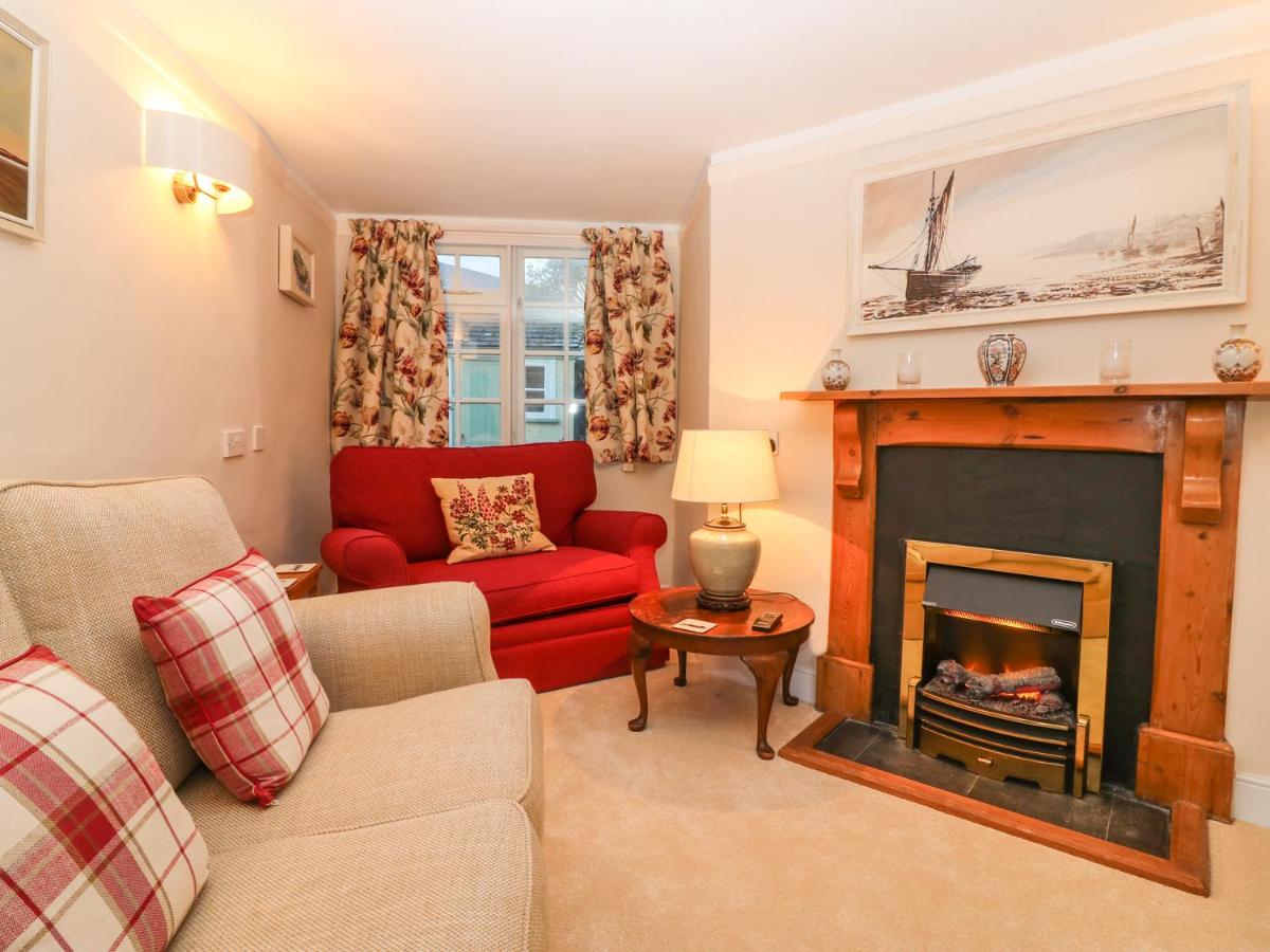 Ringmore House Cottage view 4
