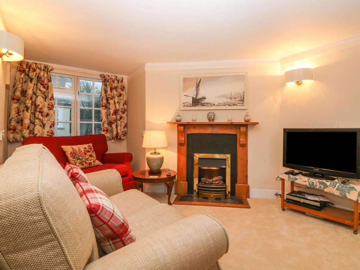 Ringmore House Cottage view 3