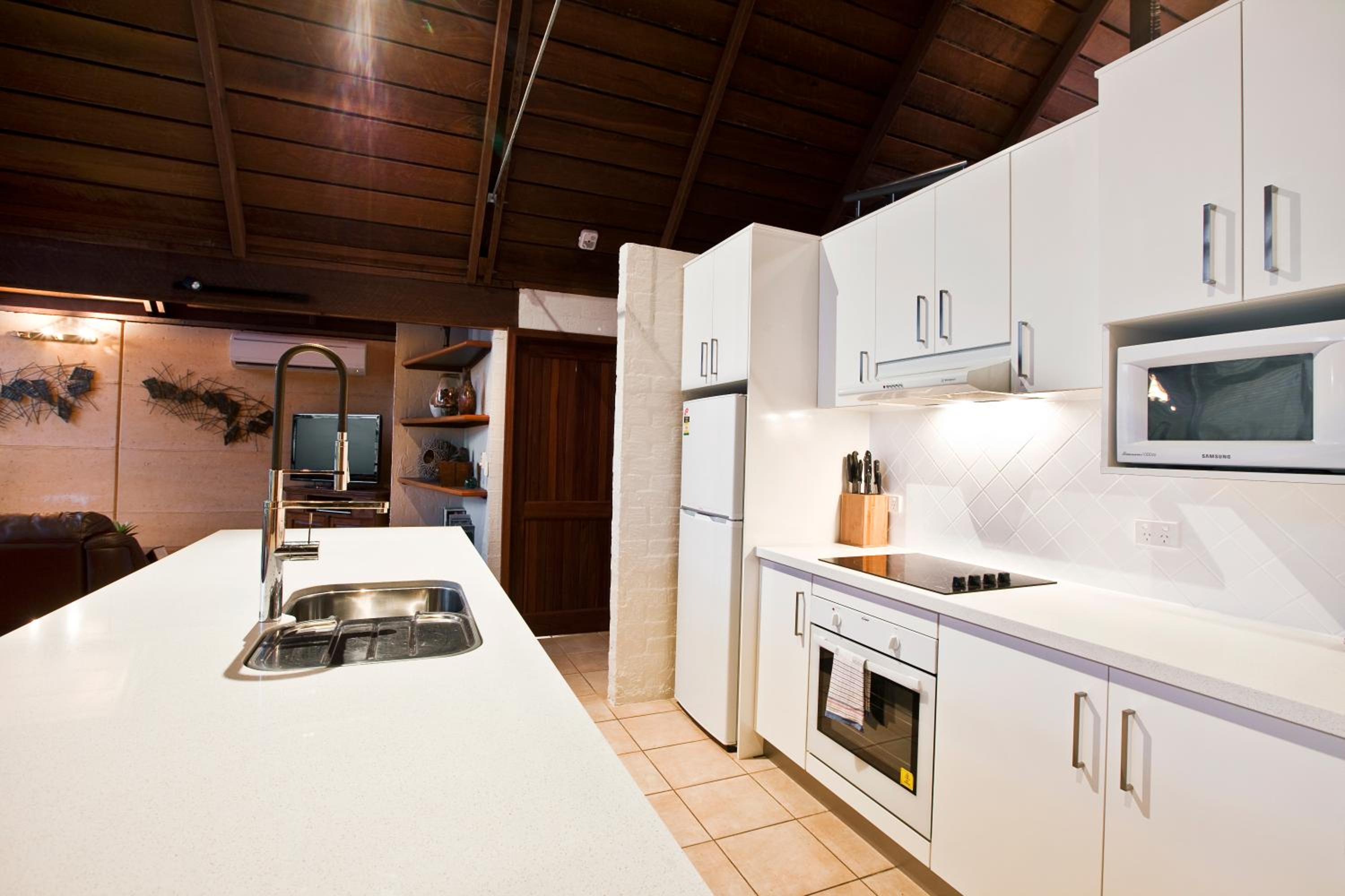 Whalers Cove Villas