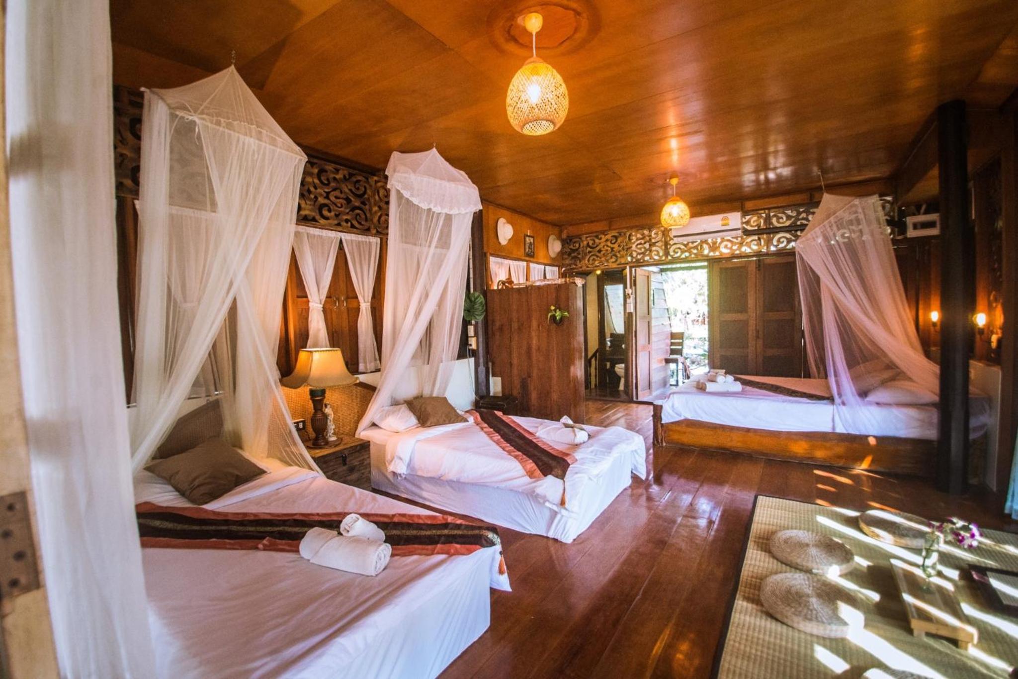 The Antique Riverside Resort