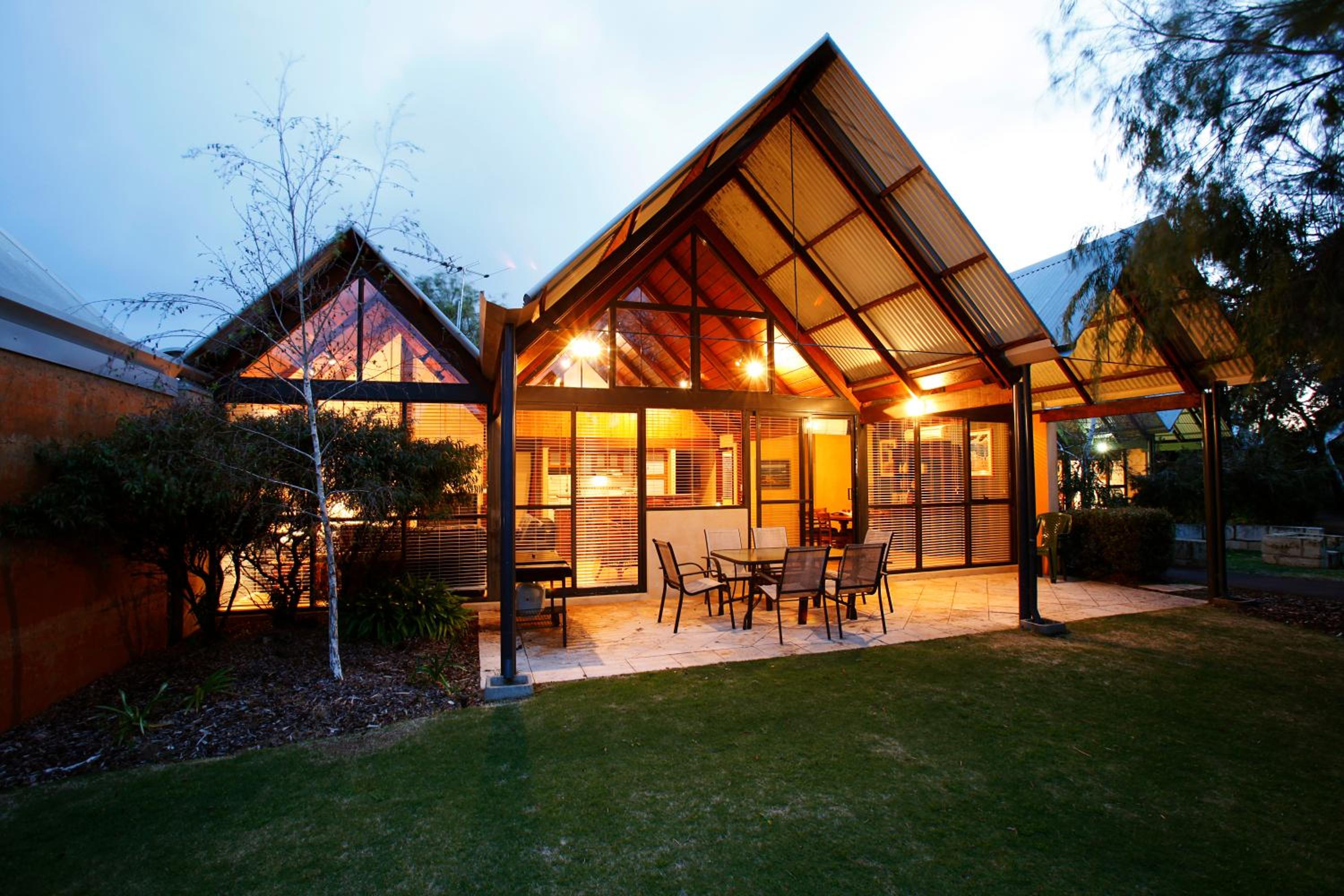 Whalers Cove Villas