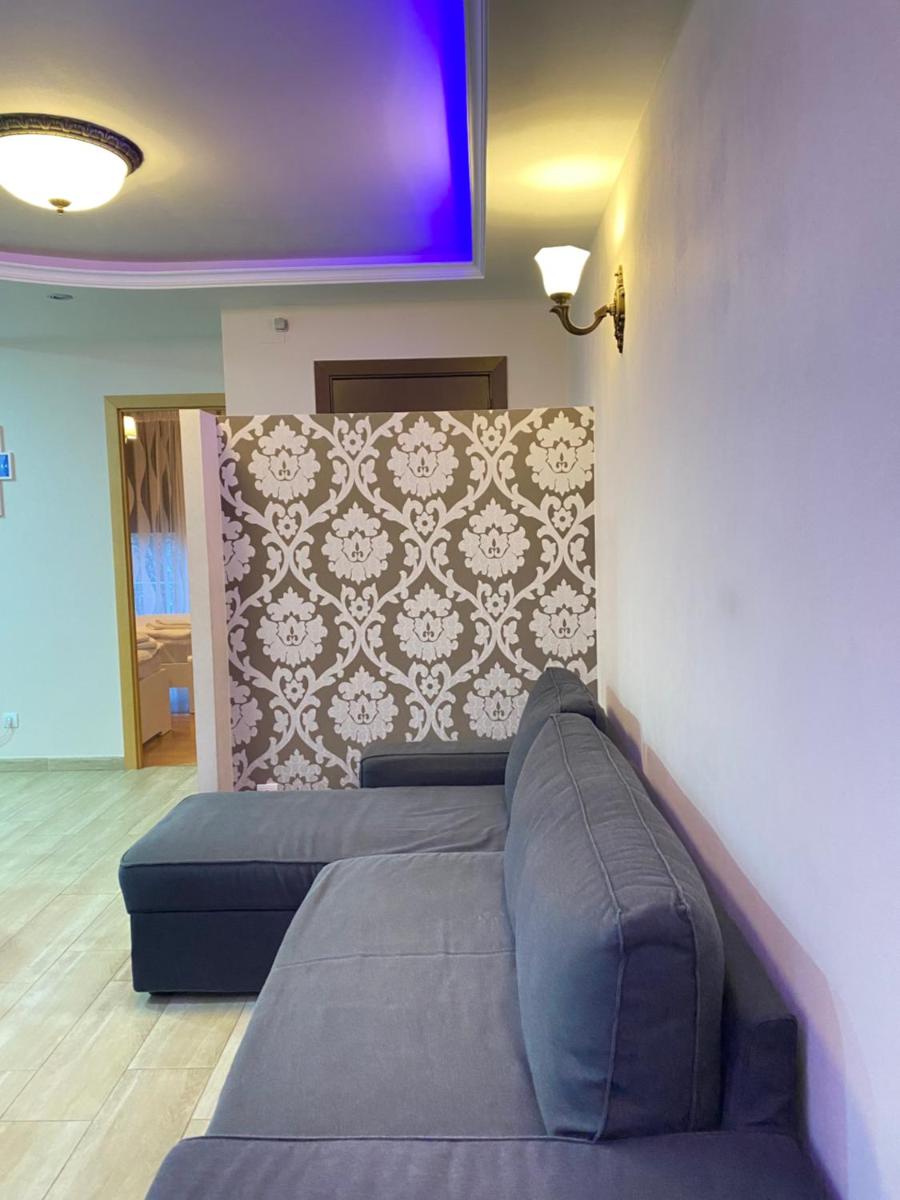 Entire New Apartment 20' from Barcelona photo 4