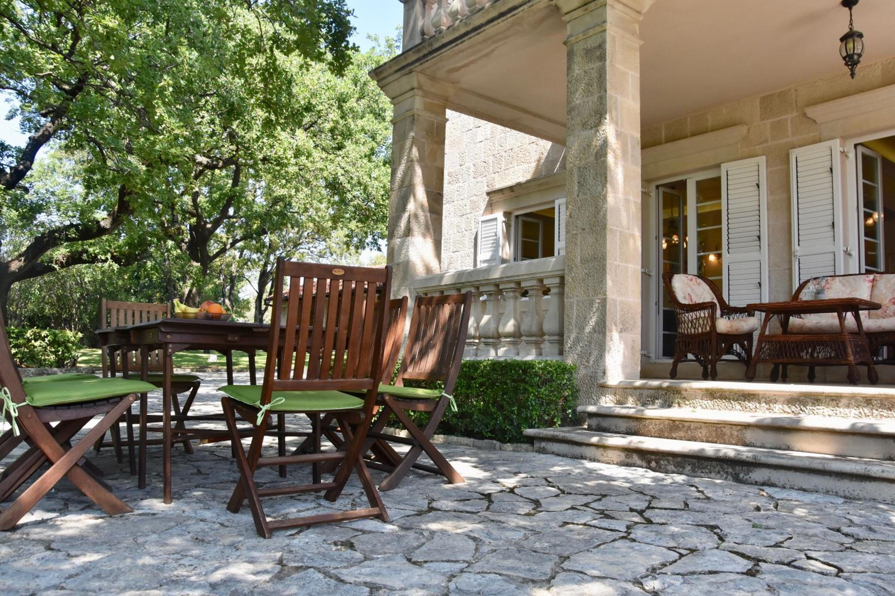 Garden Oasis Pool Villa