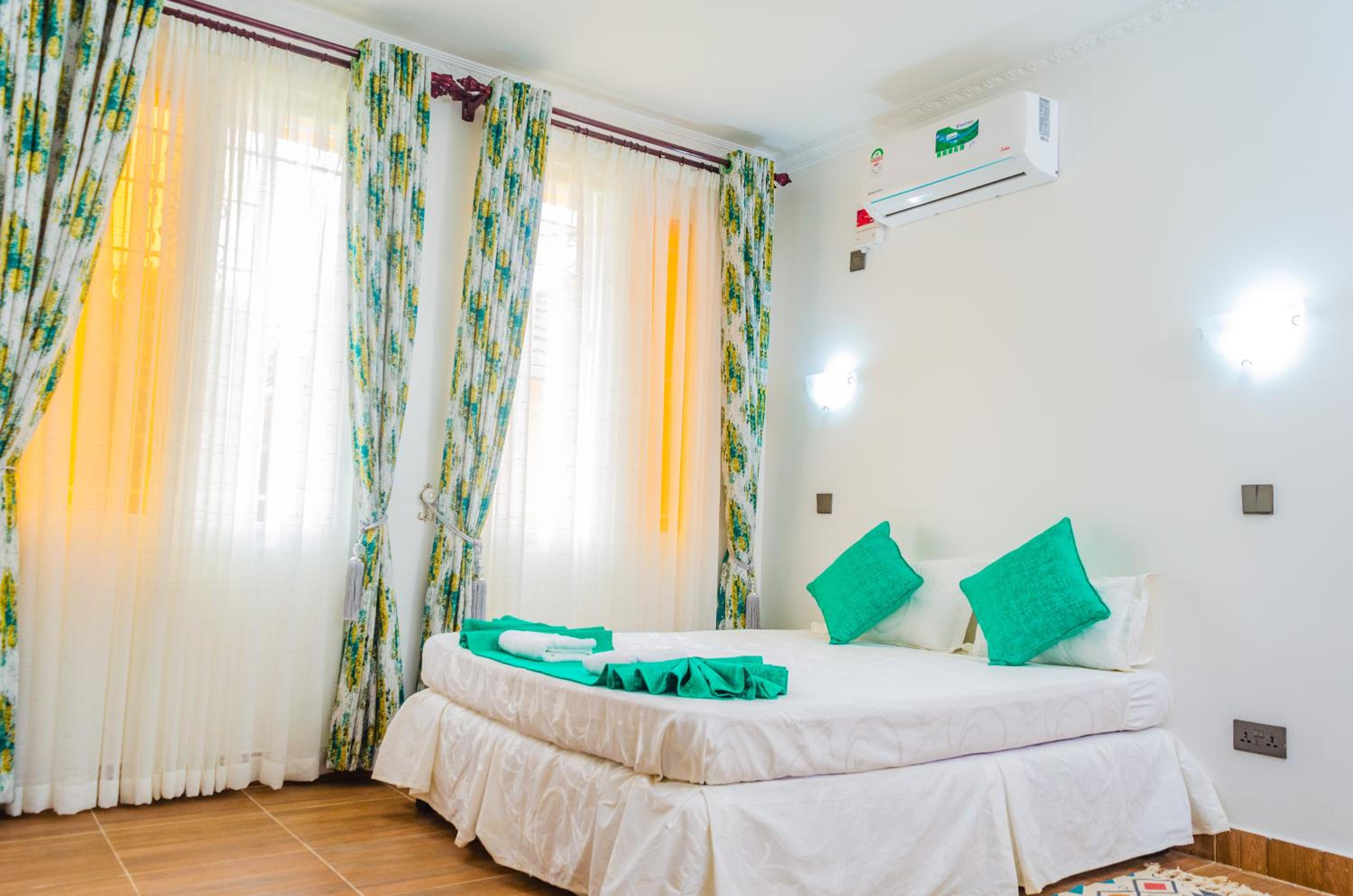 Golden Duranta Villas and Apartments