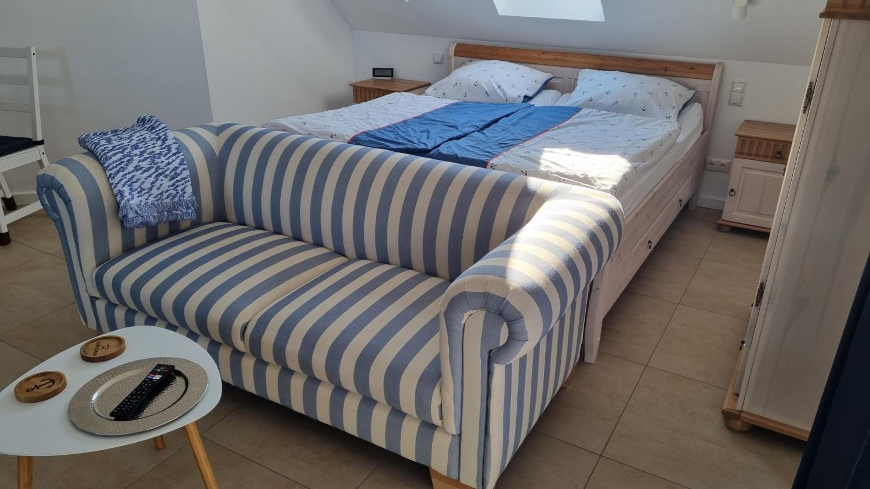Ferienwohnung Rügen 1, Alt Reddevitz 108, Insel Rügen, mit Kamin