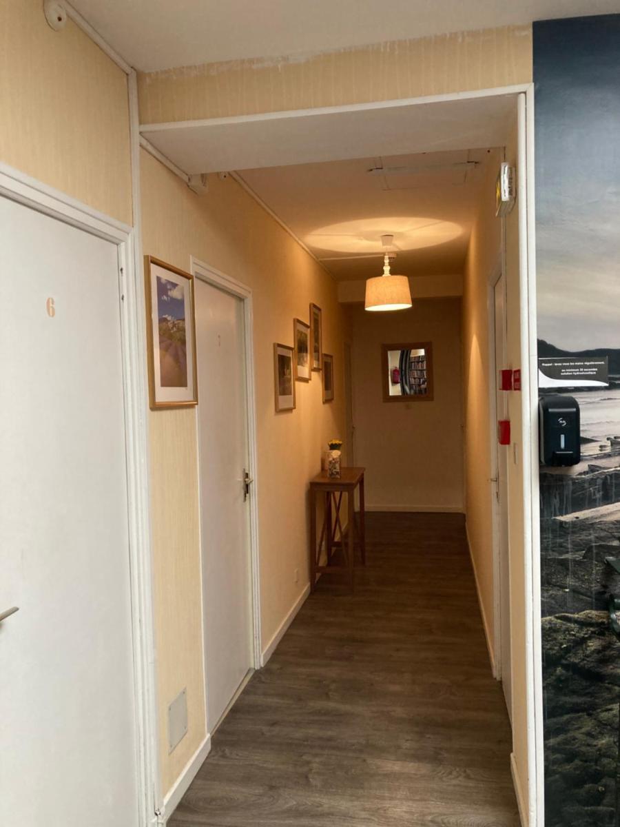 hotel reception