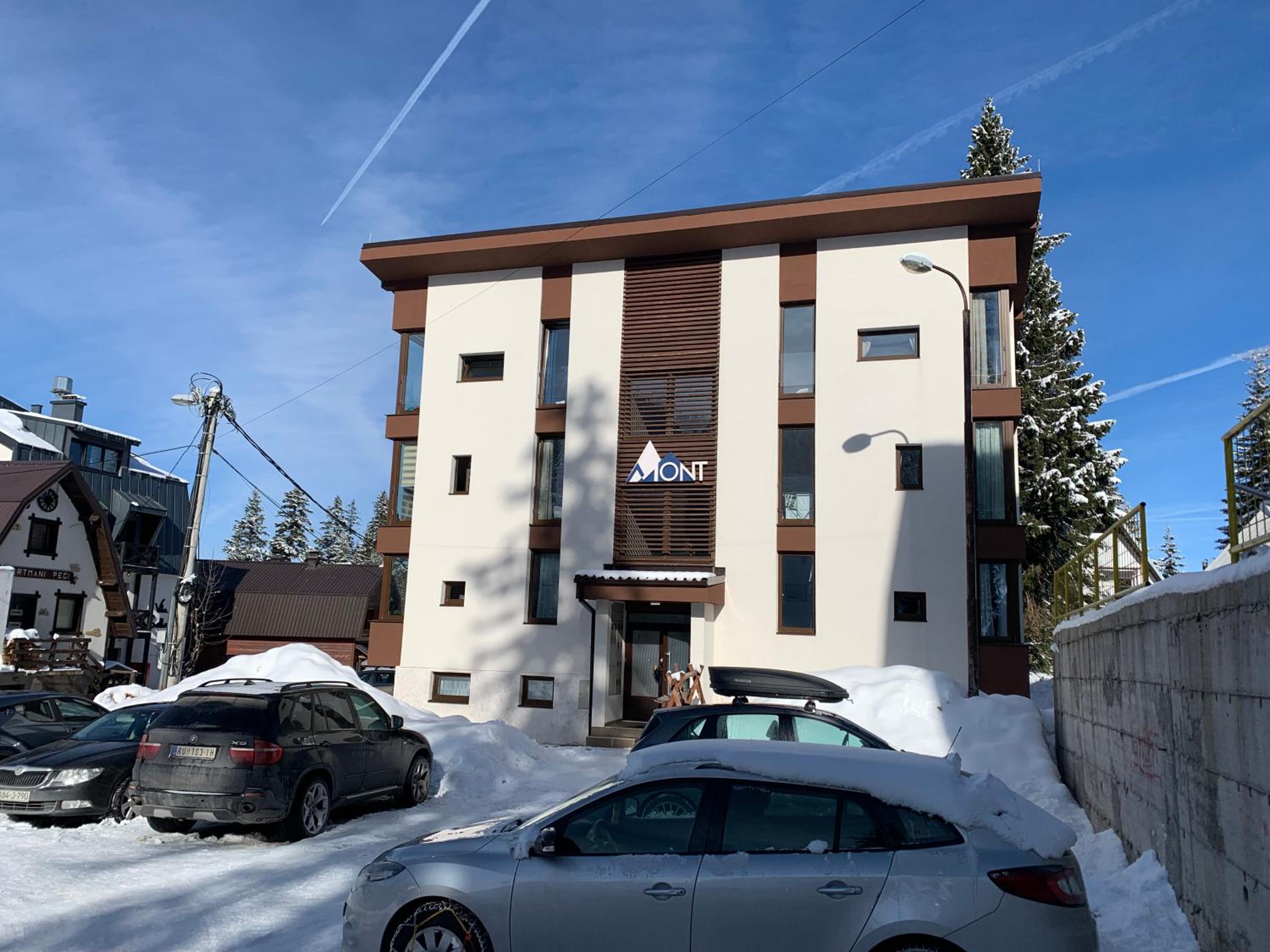 Apartman Mont, Lux & Jacuzzi - Jahorina view 2