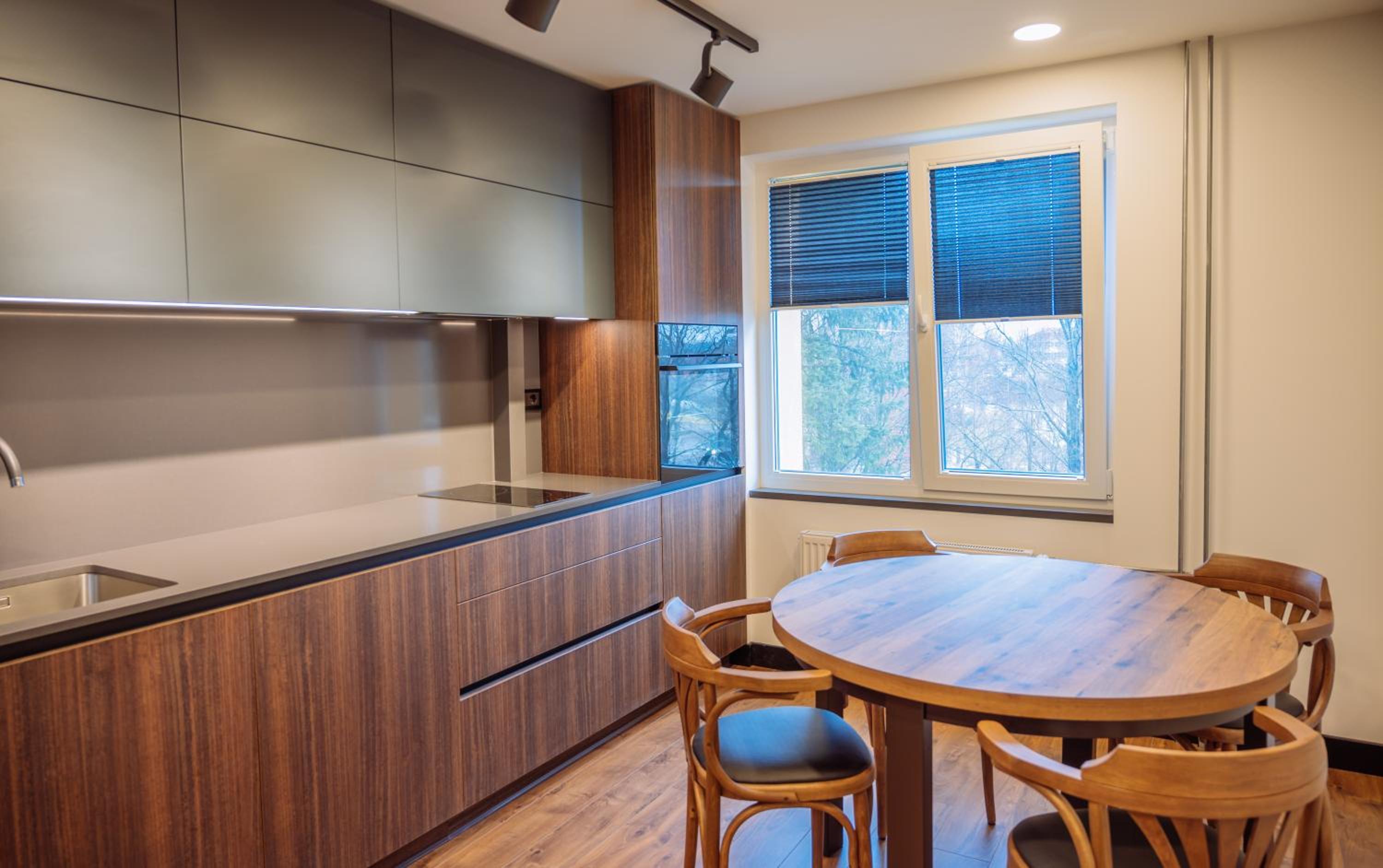 Hotel Trumpalaikė nuoma Telšiuose - Image 1