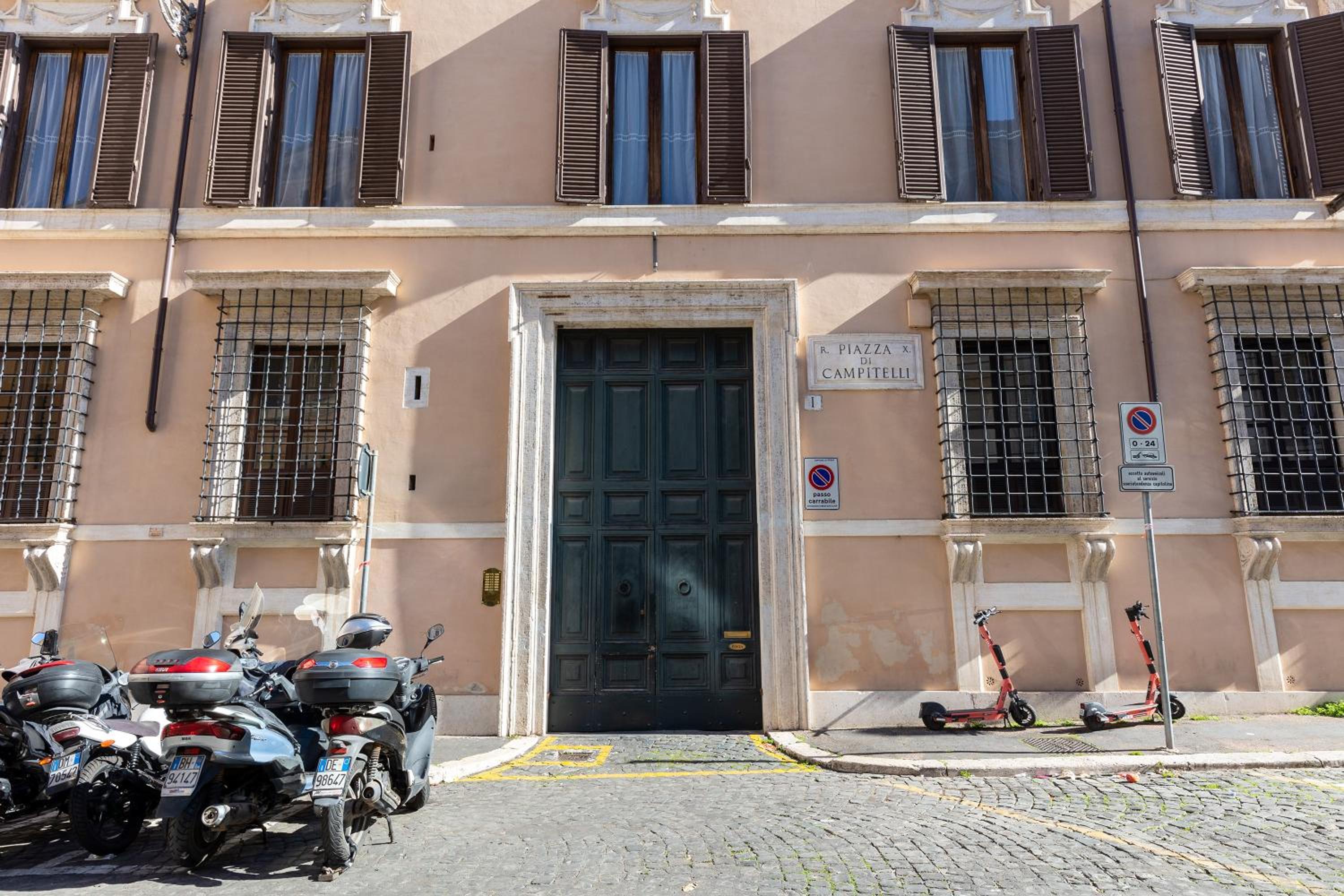 Rome As You Feel - Charming Loft Campitelli in Navona