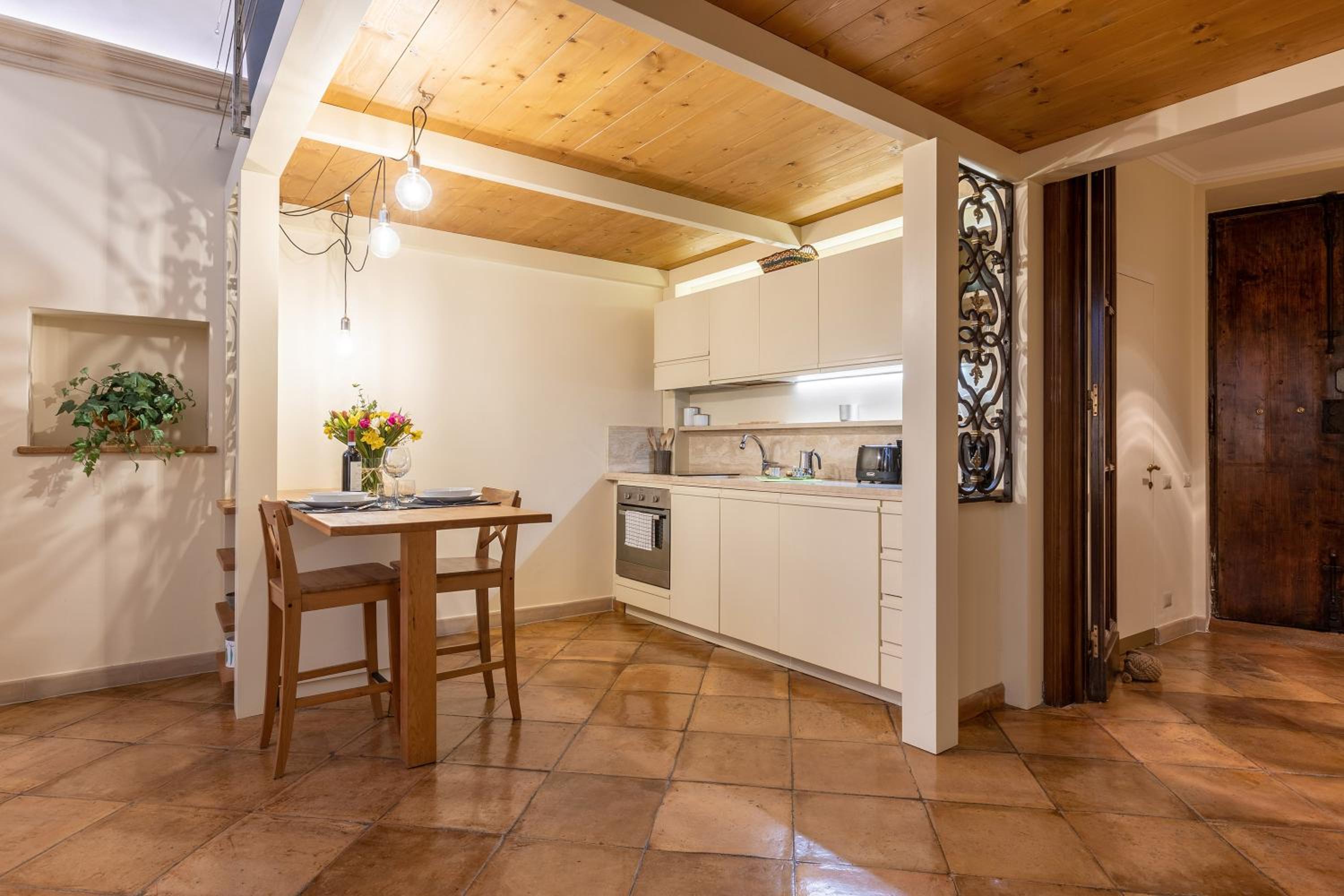 Rome As You Feel - Charming Loft Campitelli in Navona
