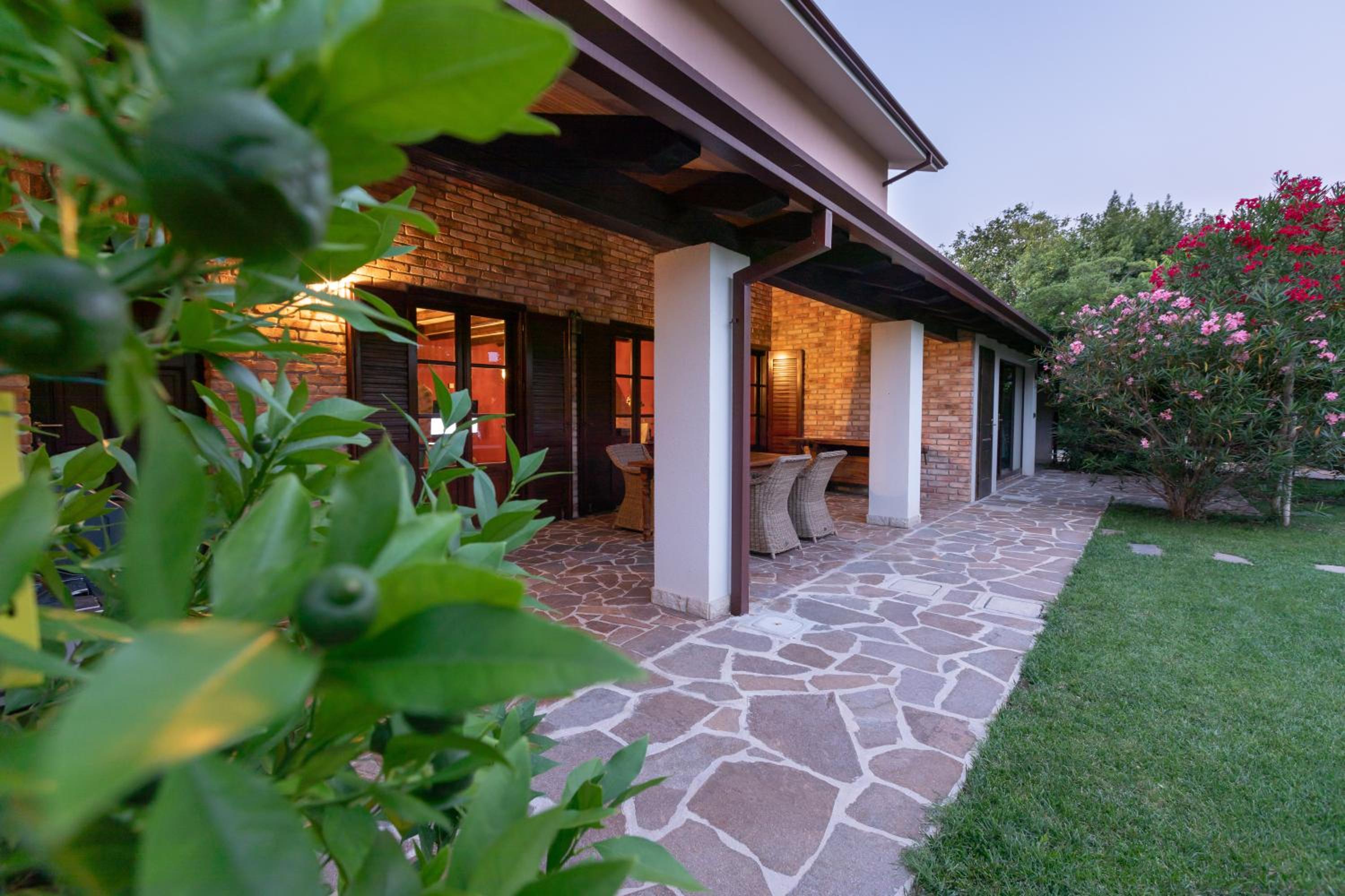 Casa-Friuli Doppelhaus Villa view 2