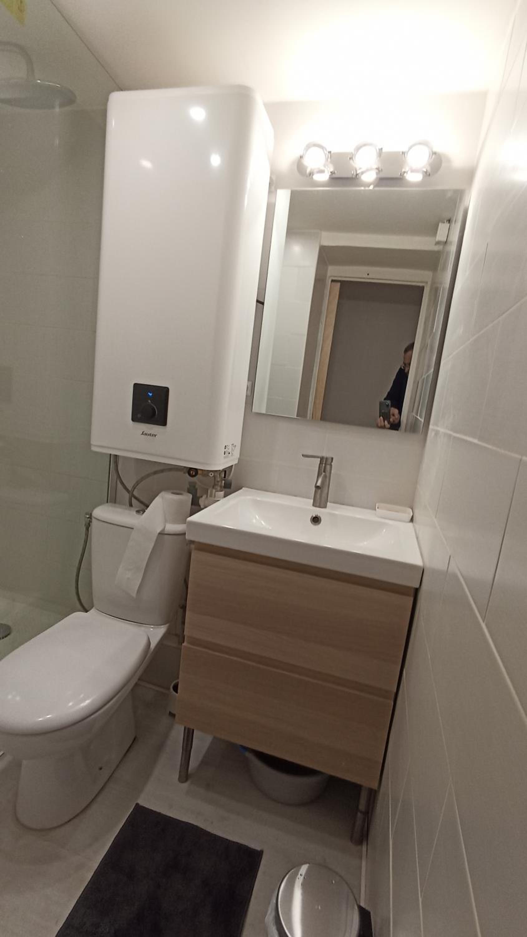 Photo 6