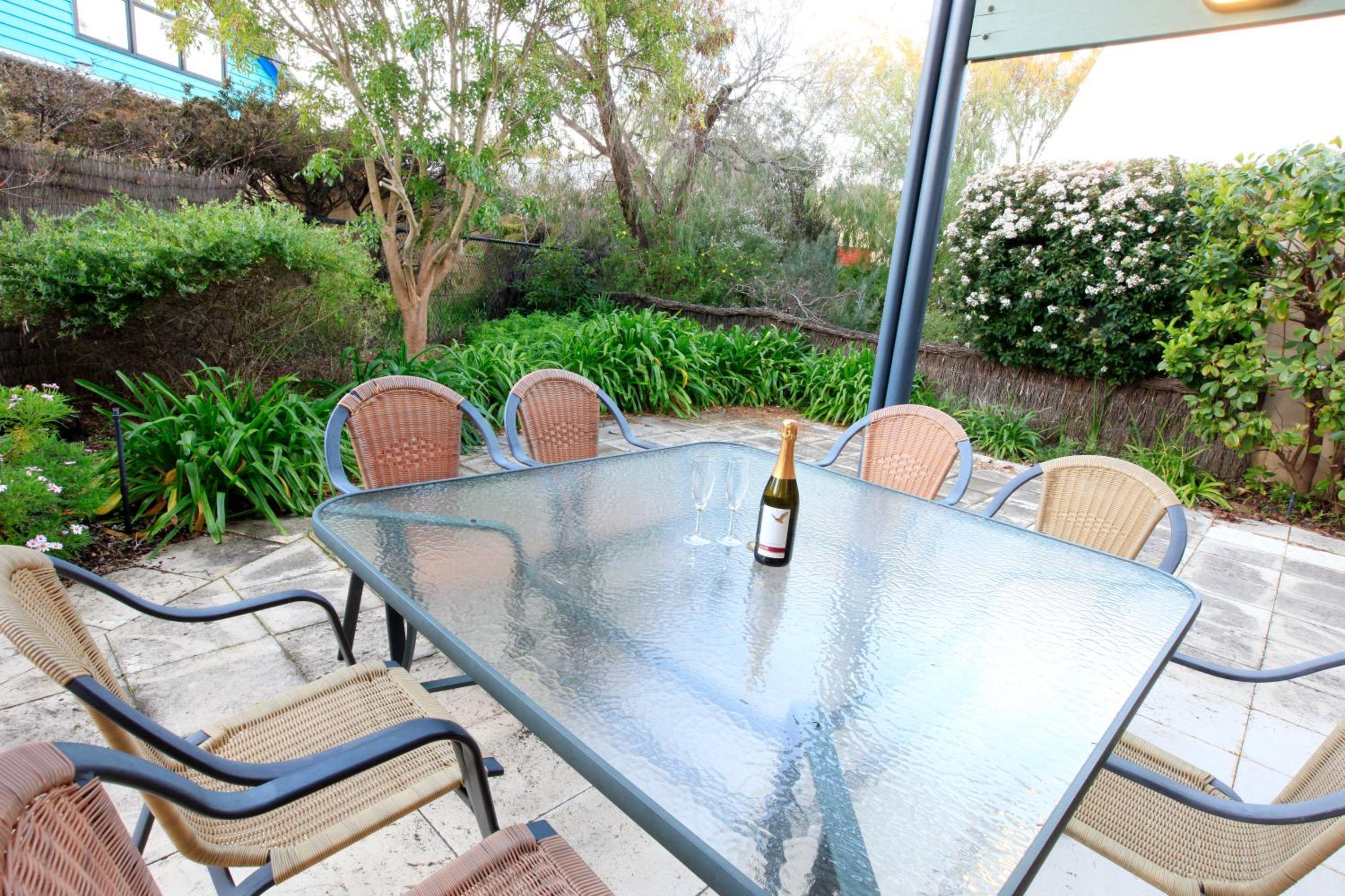 Whalers Cove Villas