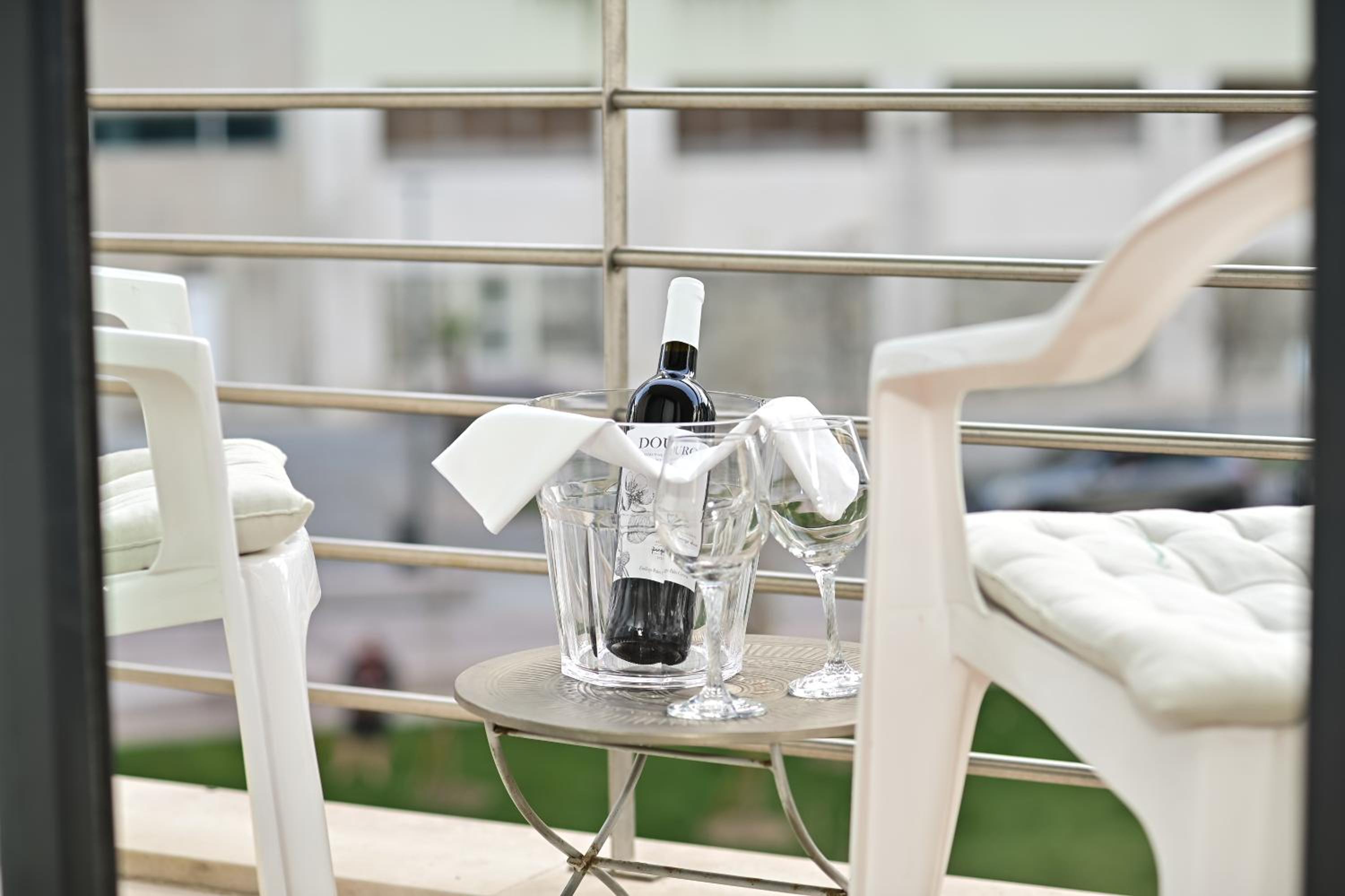 Columbano Garden, Family Apartment view 2