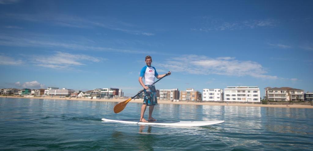 Top Floor Sandbanks Apartment with Free Parking just minutes from the Beach and Bars view 4