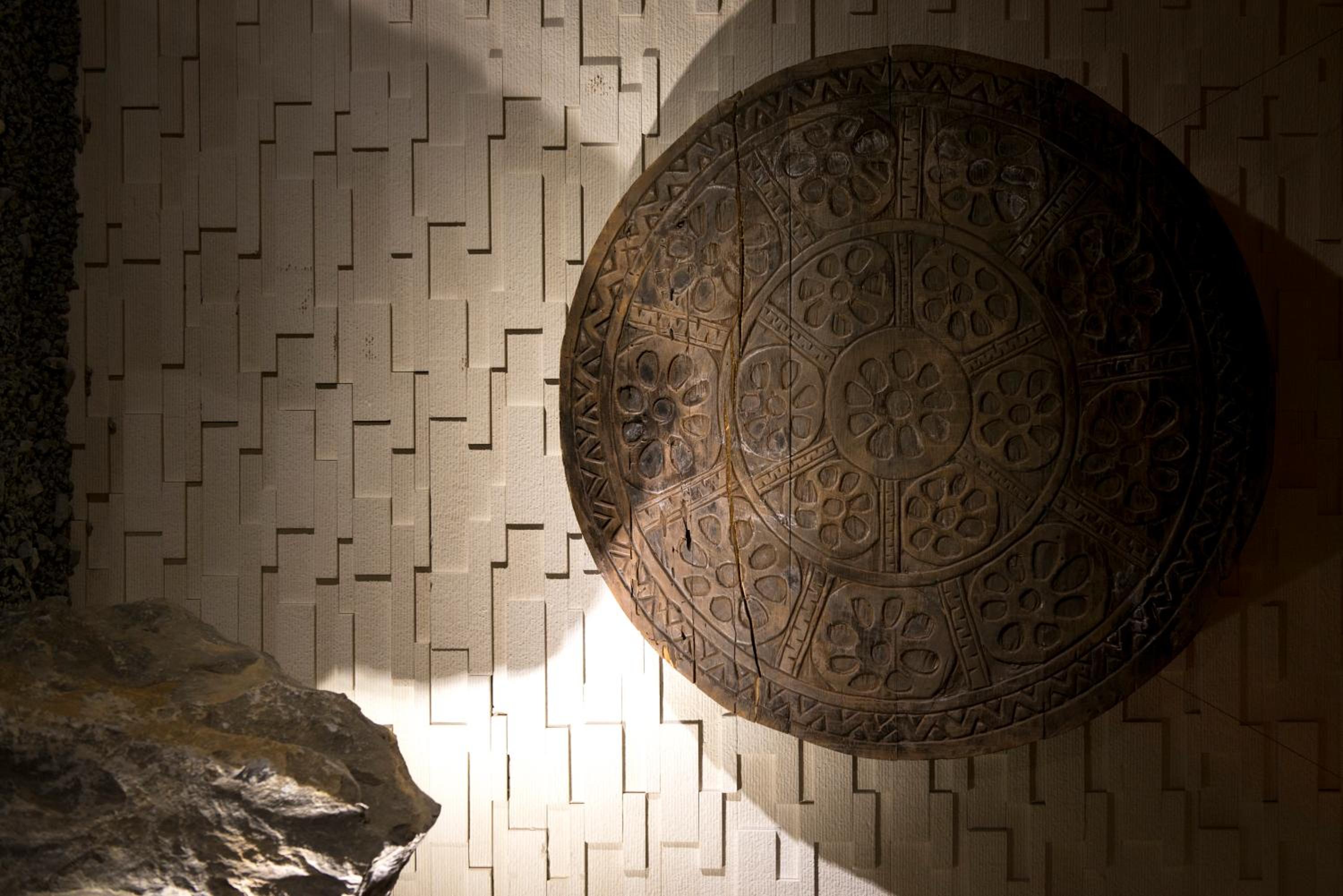 Yacht Club - Image 63